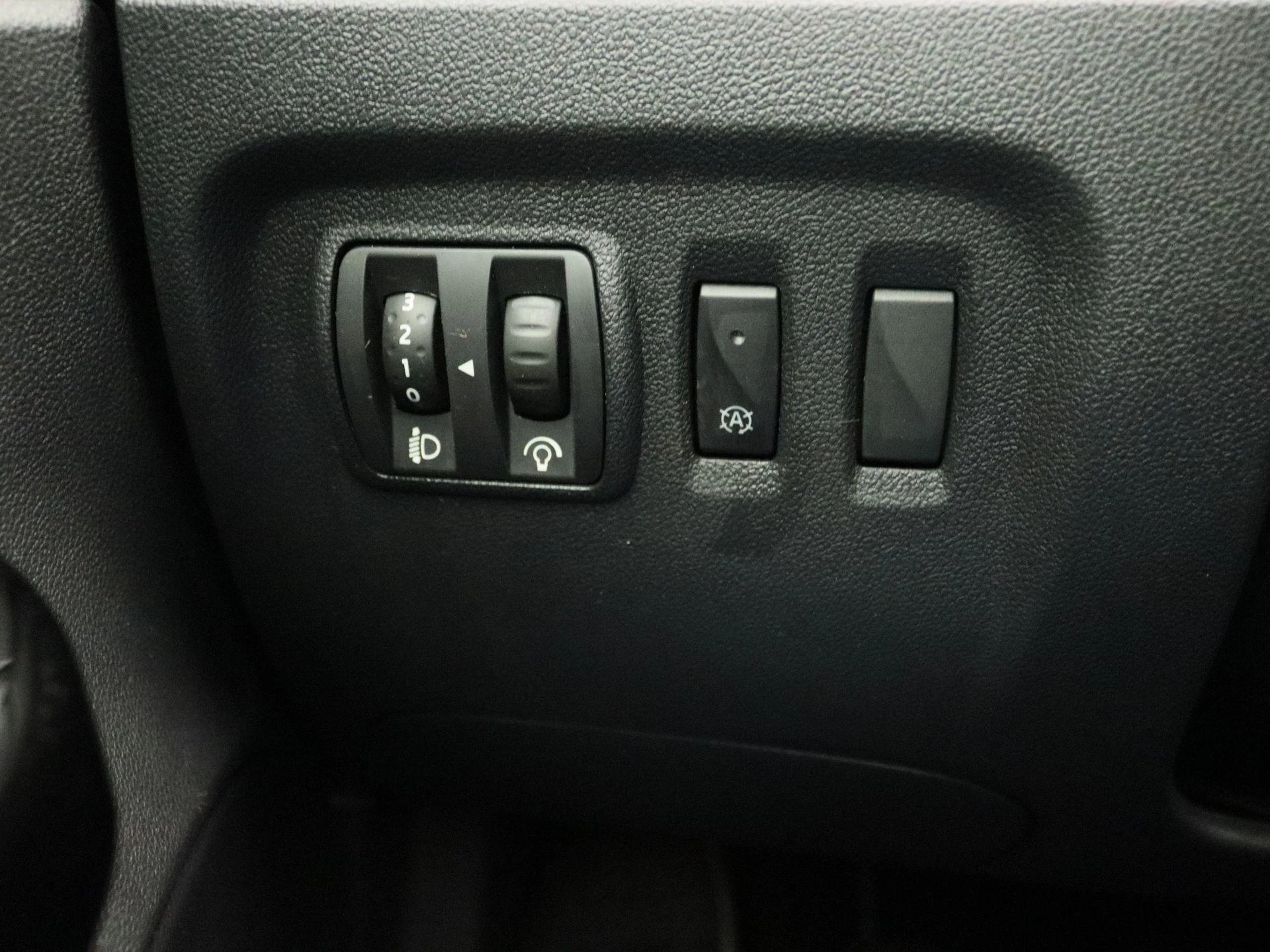 Renault-Captur-image-20