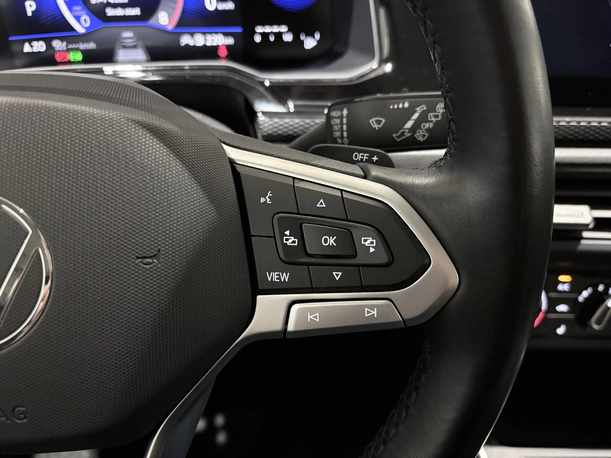 Volkswagen-Polo-image-15