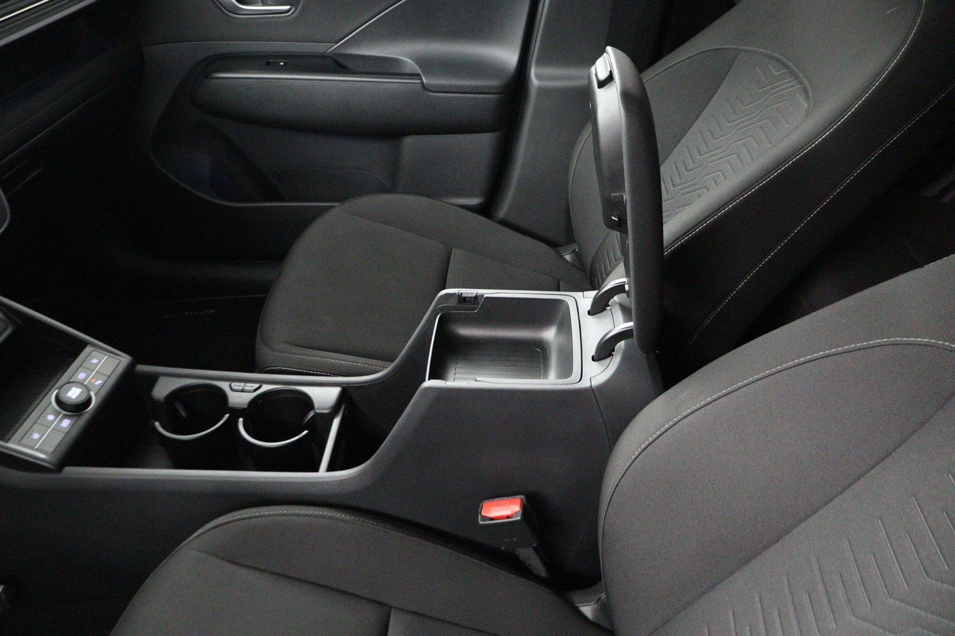 Hyundai-Kona-image-62