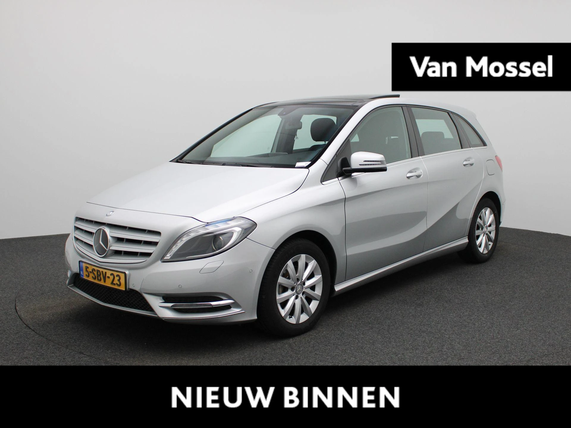 Mercedes-Benz-B-Klasse-image-0