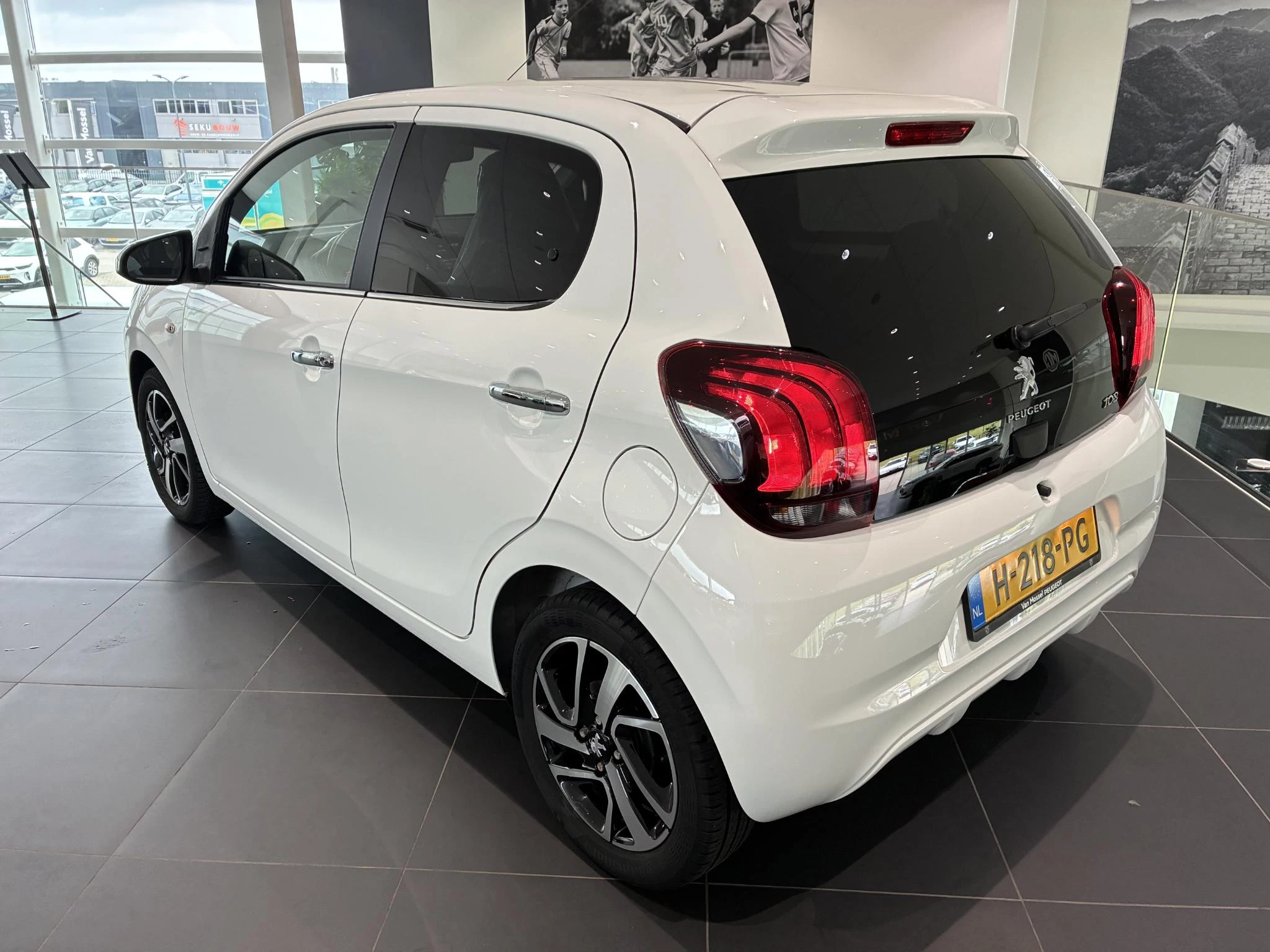 Peugeot-108-image-17