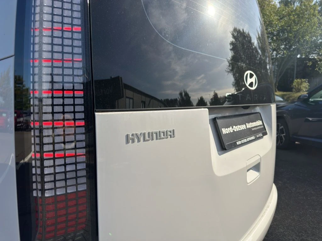 Hyundai-Staria-image-13