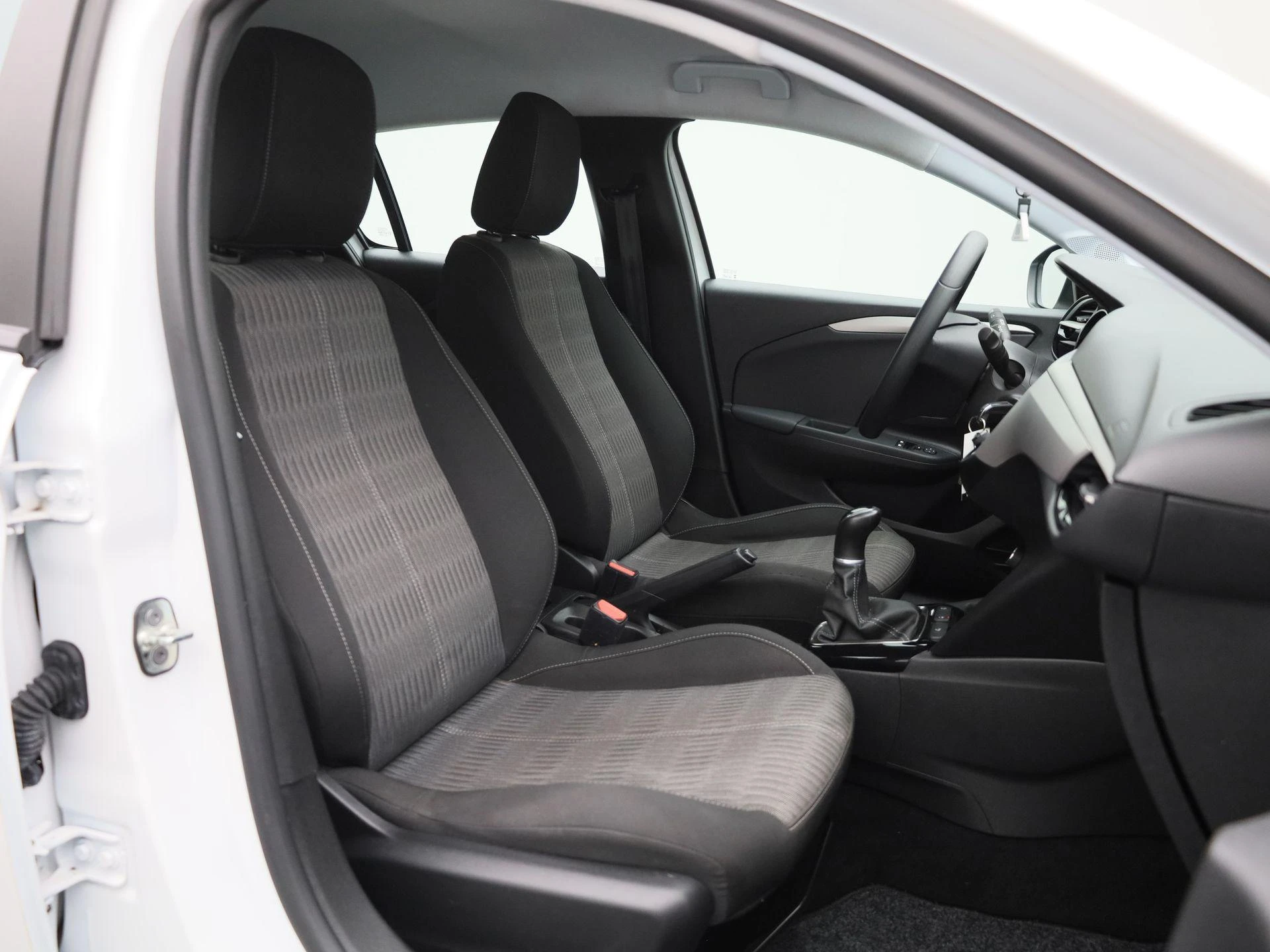 Opel-Corsa-image-29