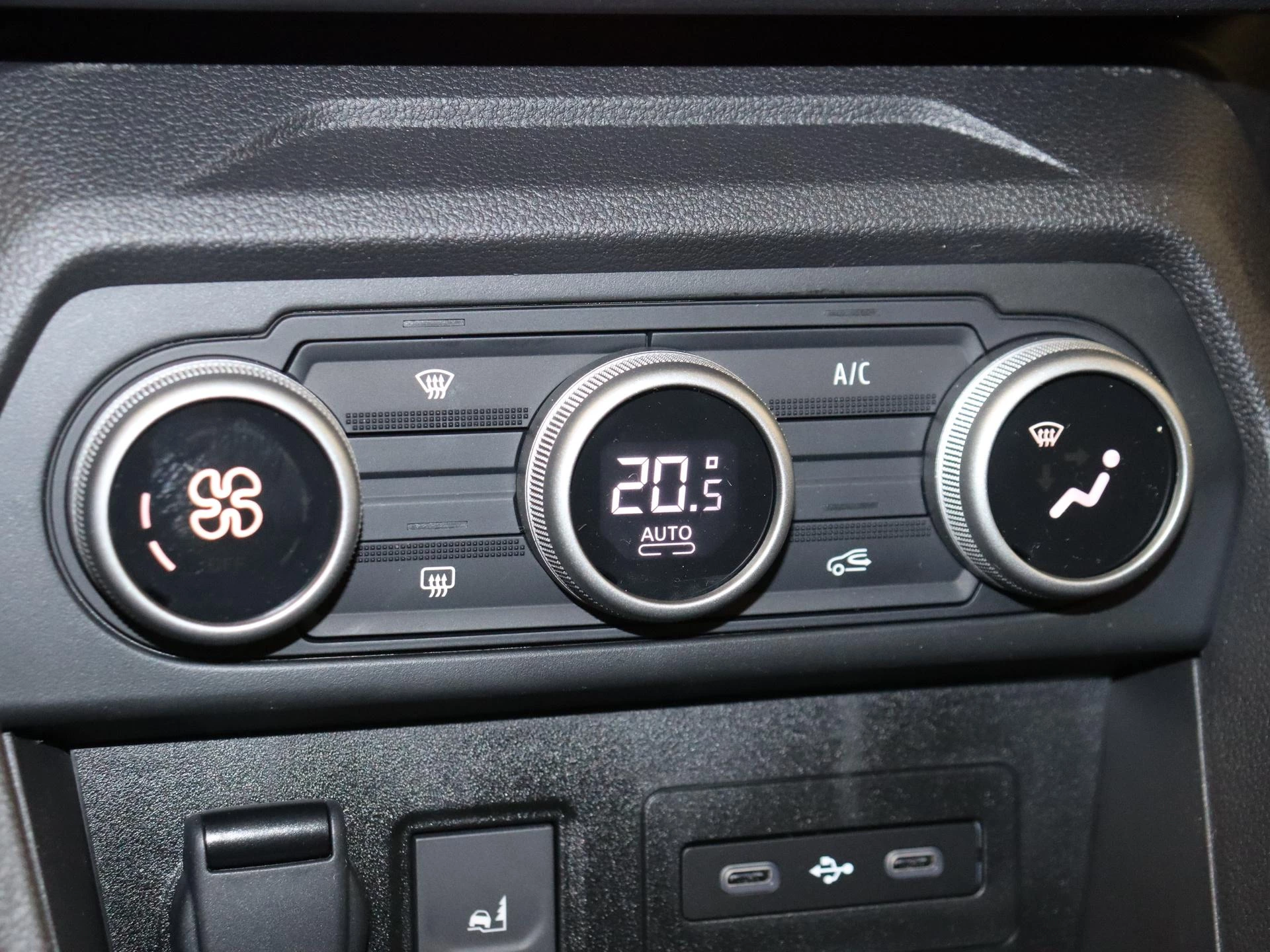 Dacia-Jogger-image-17