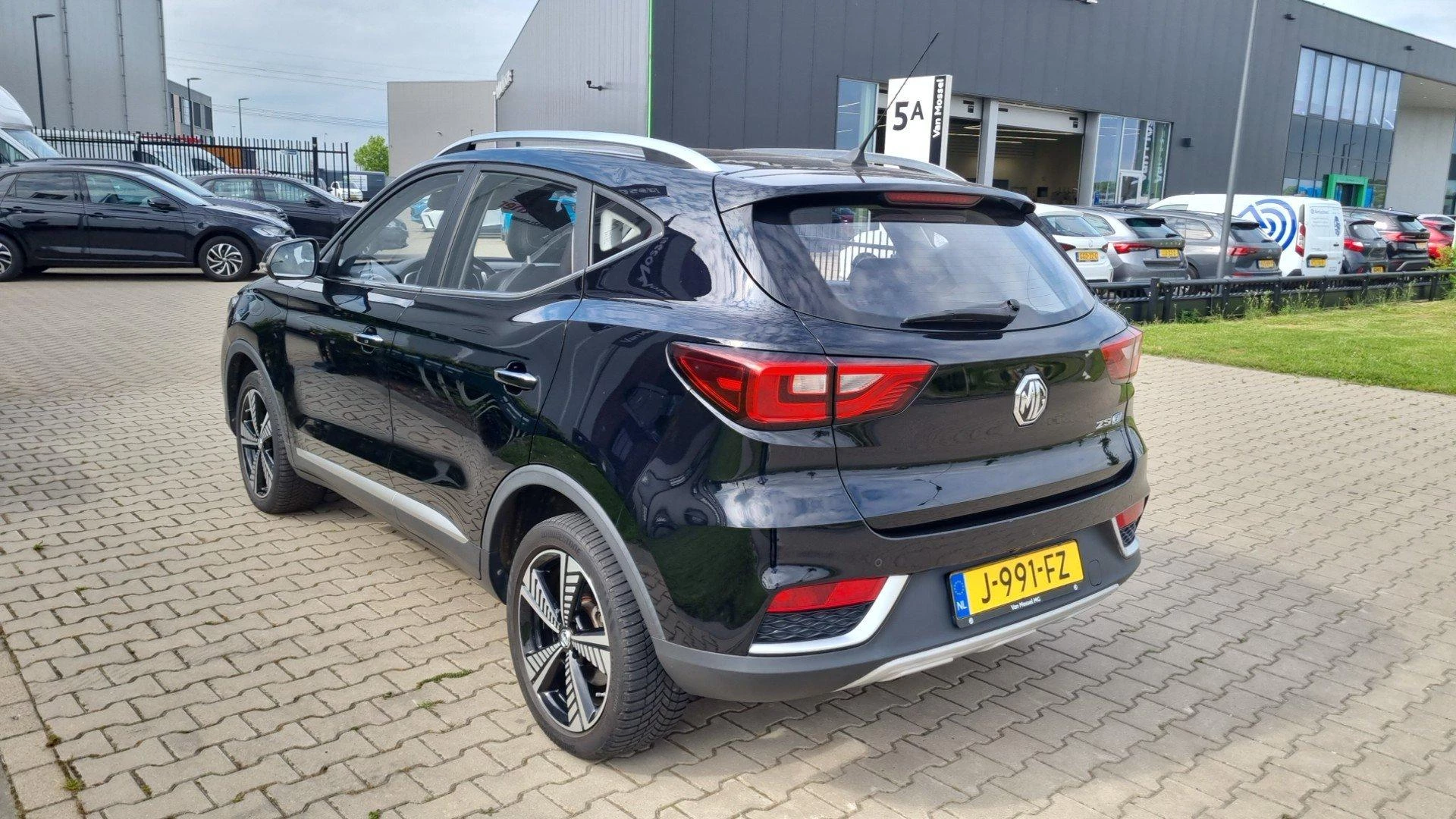 MG ZS EV