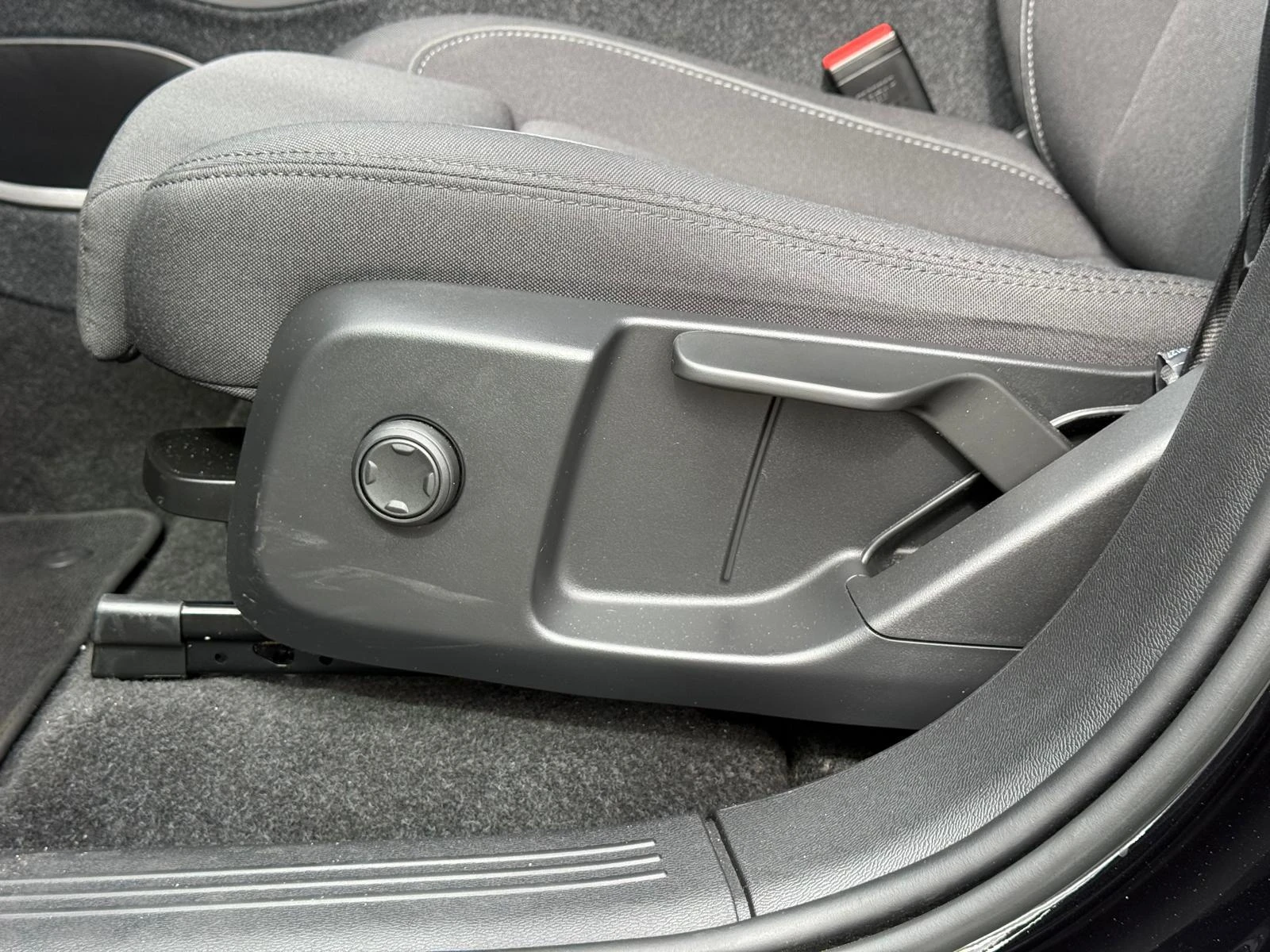 Volvo-XC40-image-5