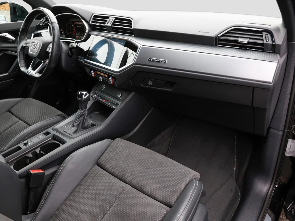 Audi-Q3-image-13