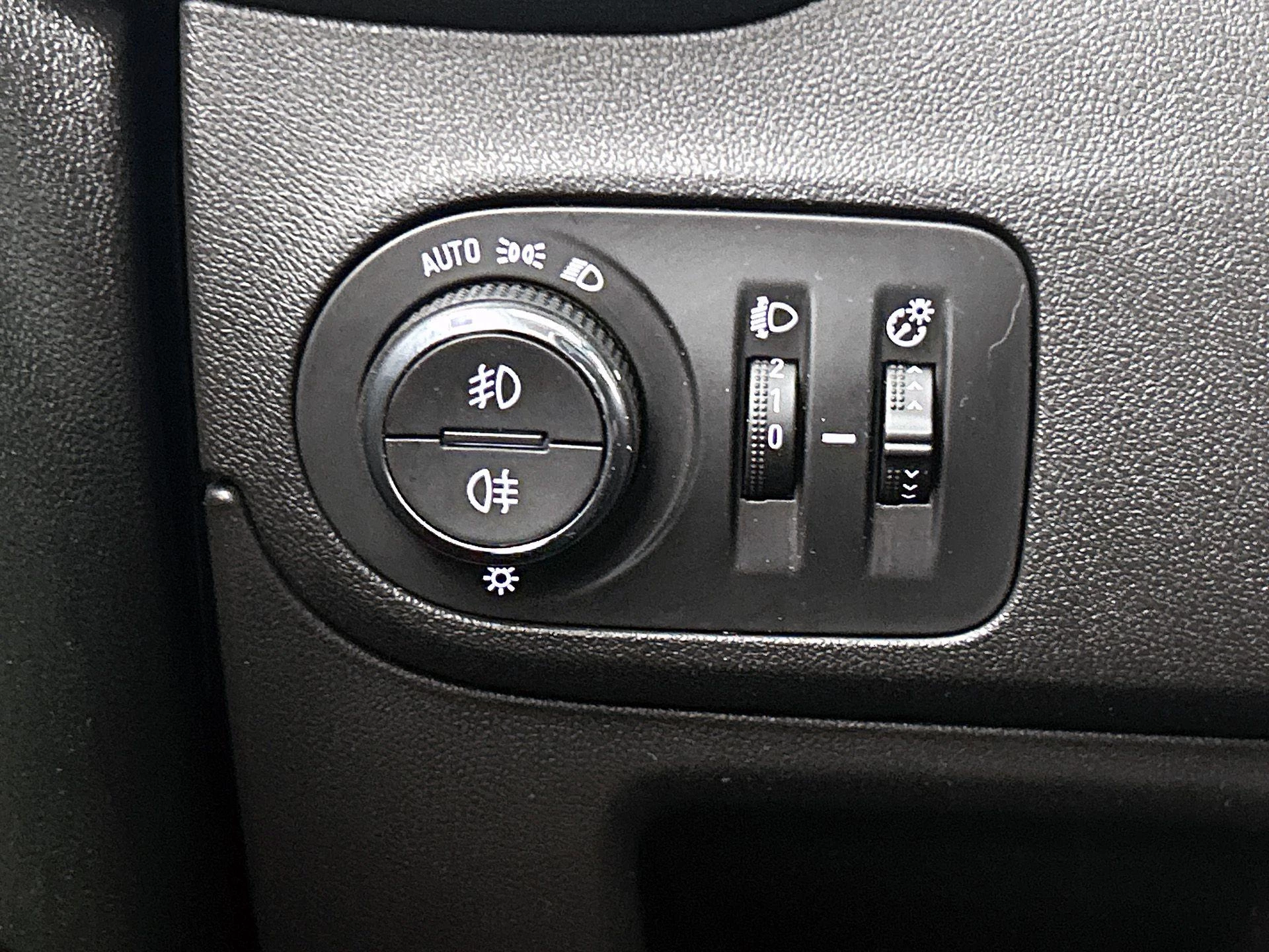 Opel-Crossland-image-15