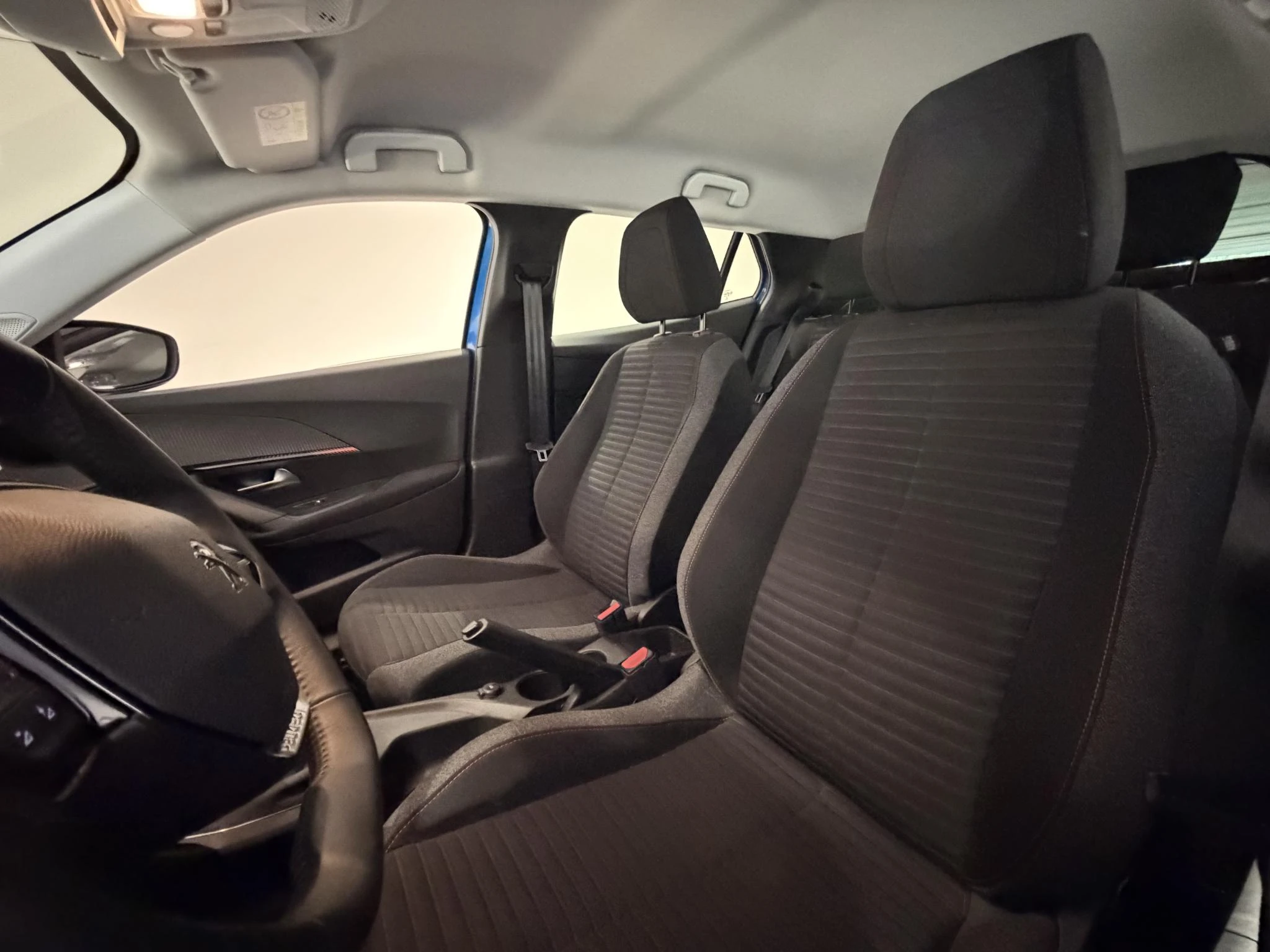 Peugeot-2008-image-16