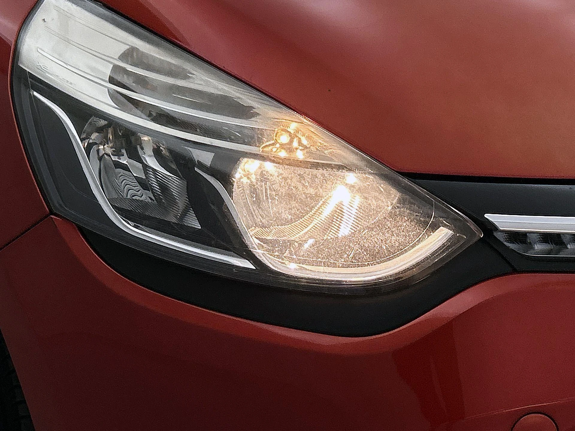 Renault-Clio-image-16