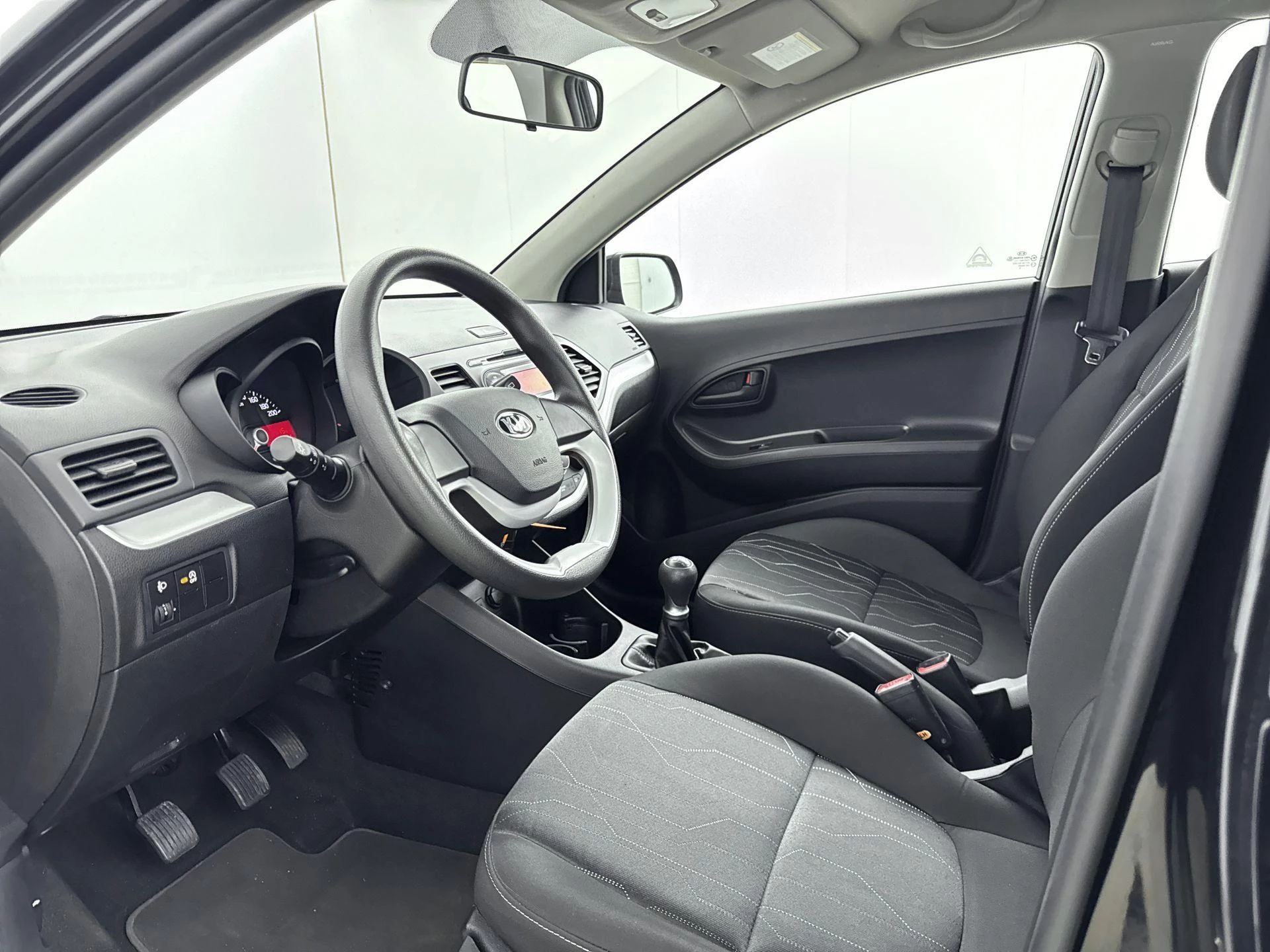 Kia-Picanto-image-13