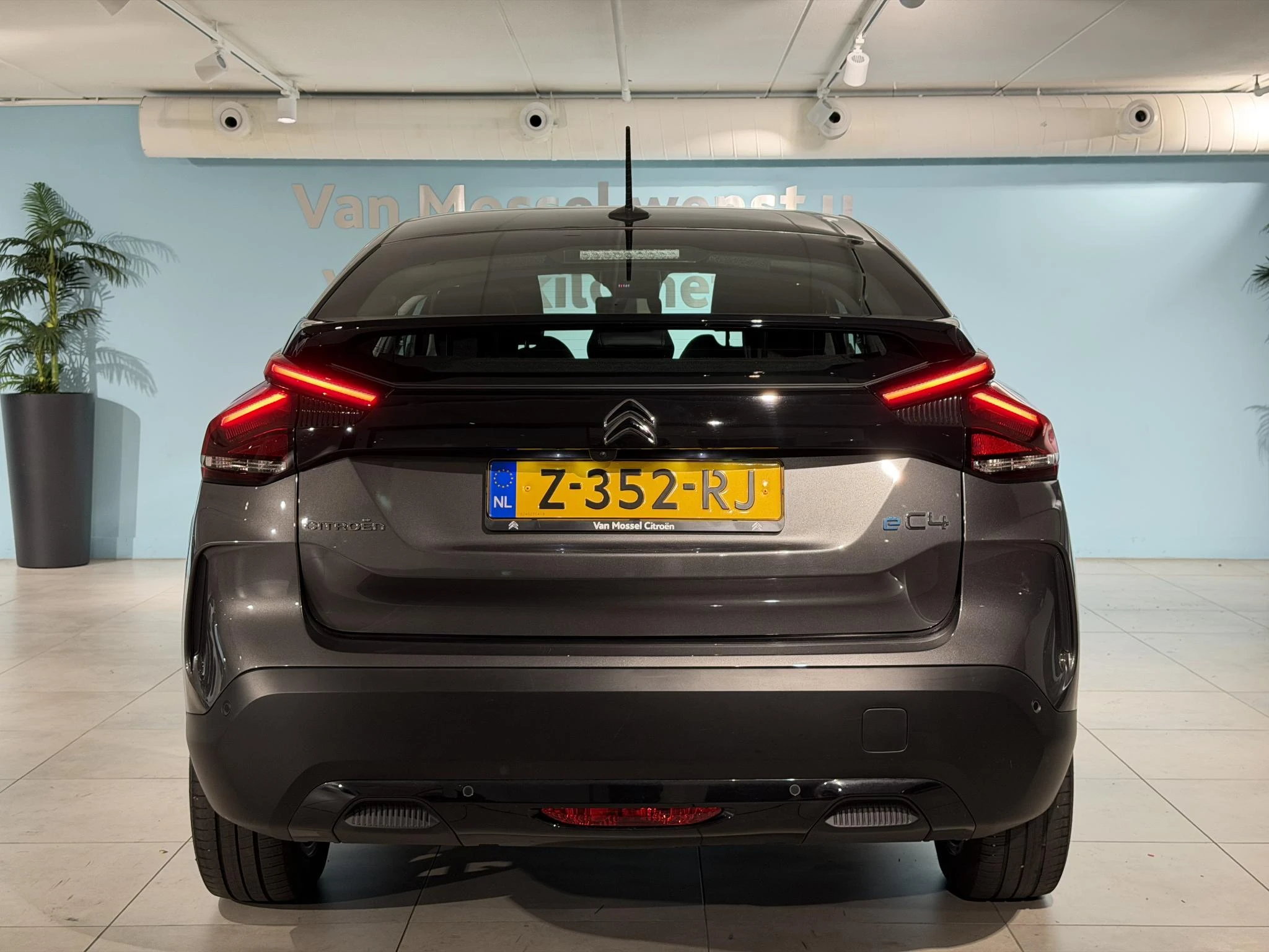Citroën-ë-C4-image-9