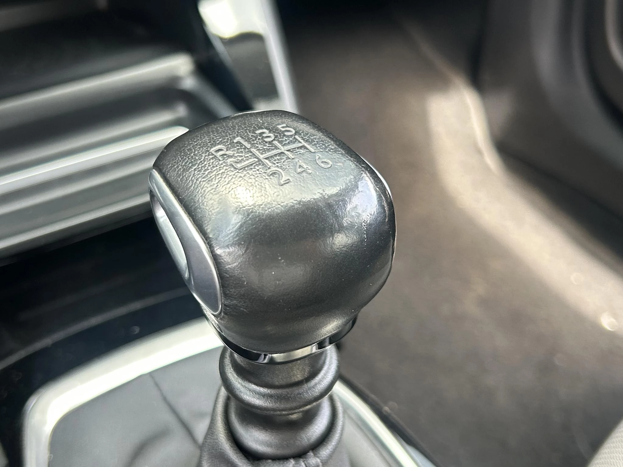 Peugeot-2008-image-21