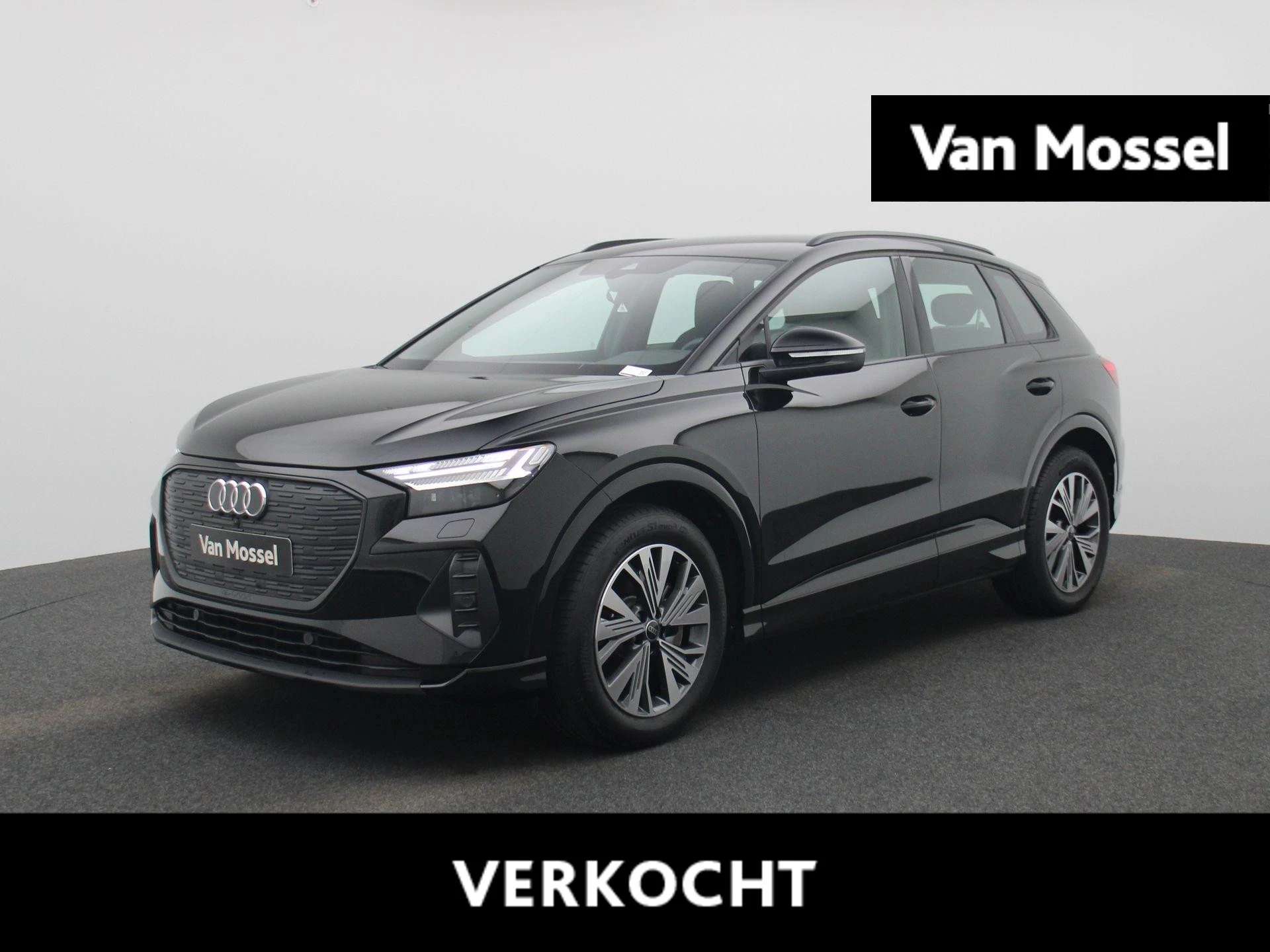 Audi-Q4 e-tron-image-0