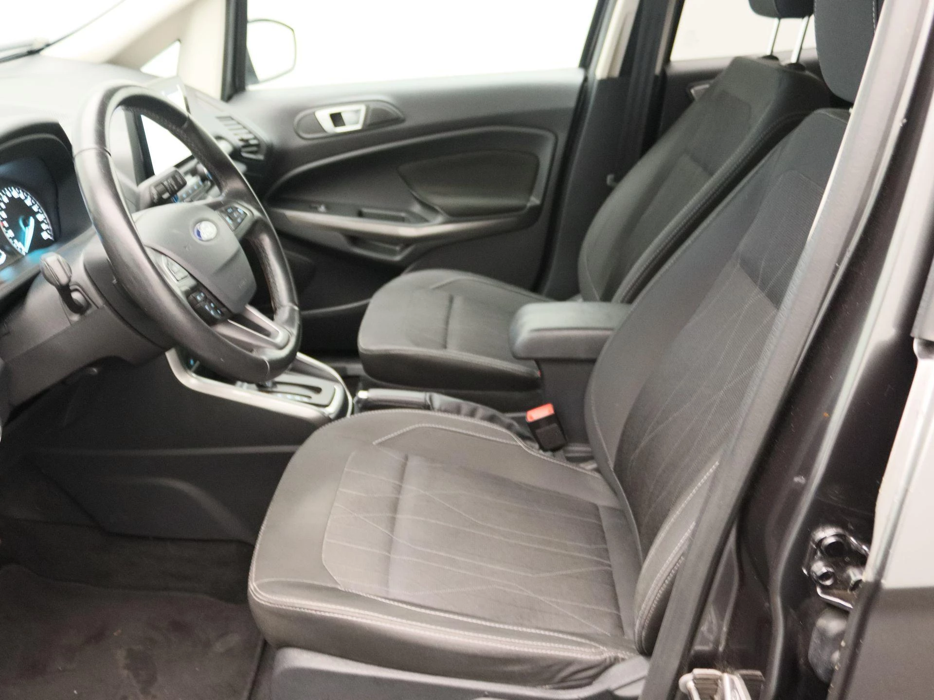 Ford-EcoSport-image-10
