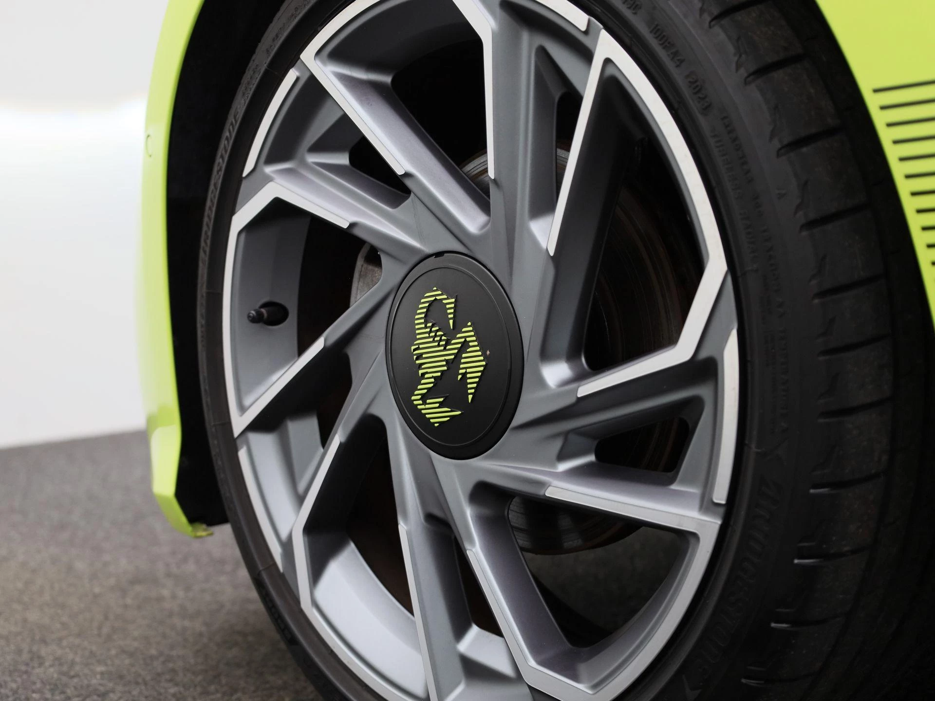 Abarth-500C-image-41