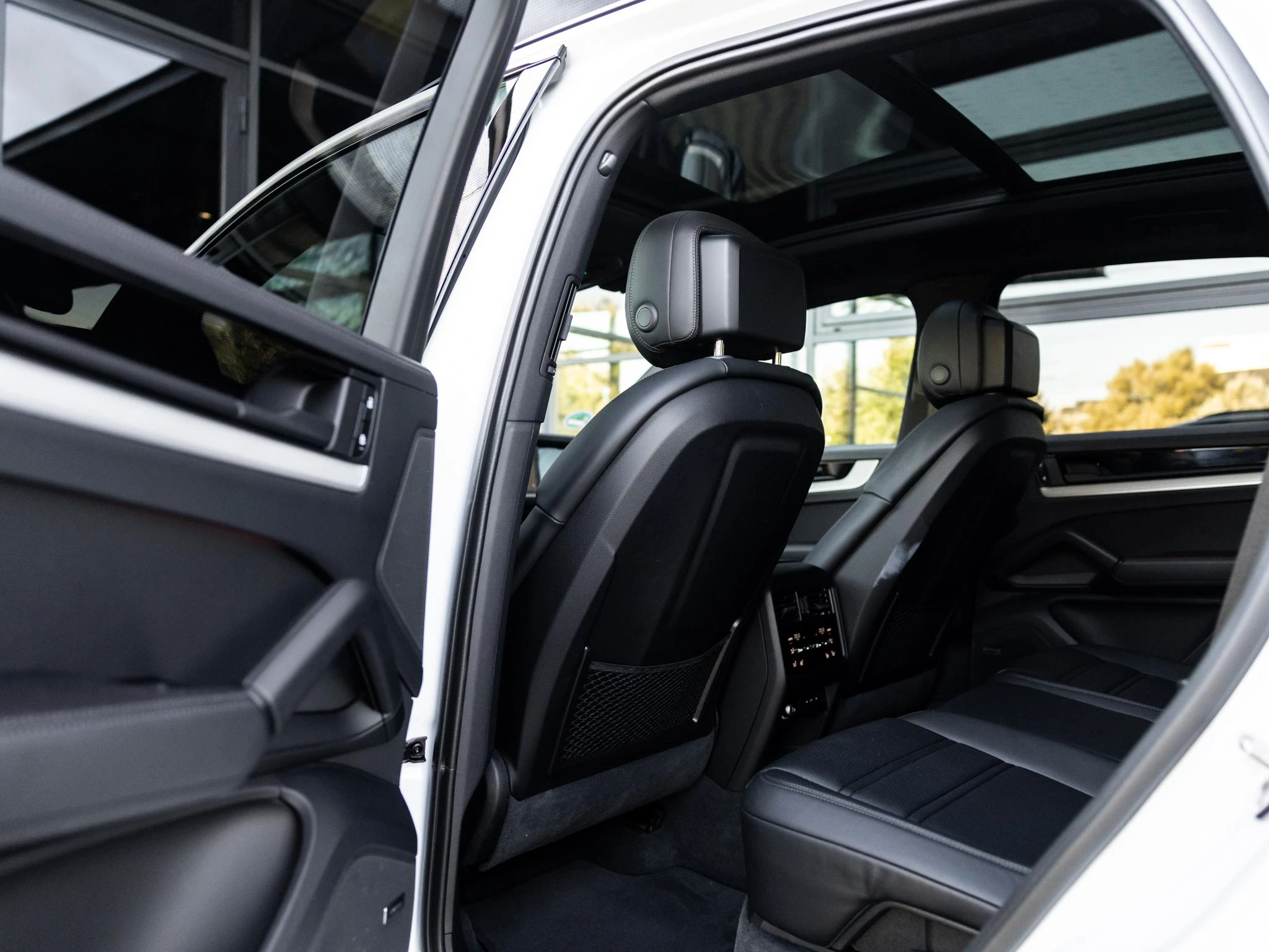 Porsche-Cayenne-image-37