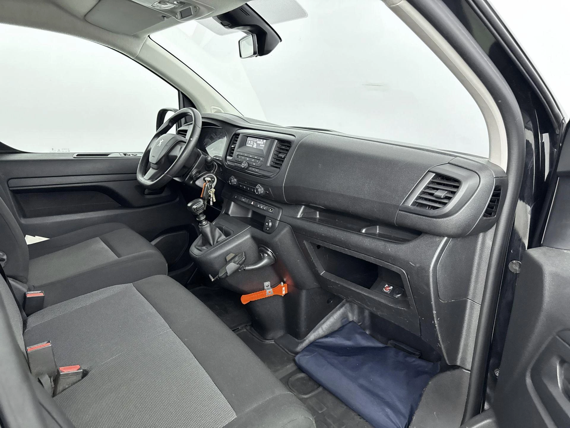 Peugeot-Expert-image-8