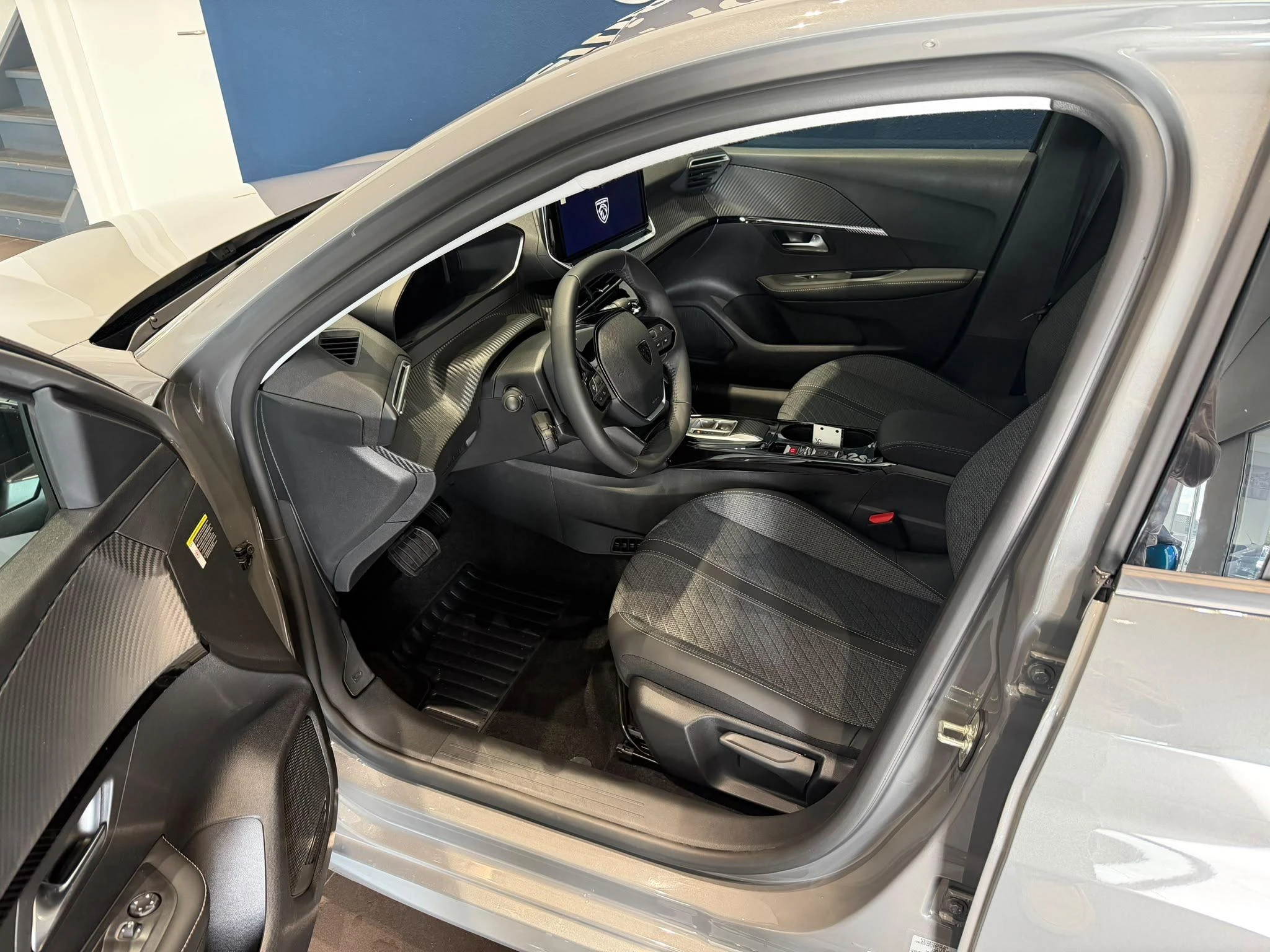 Peugeot-208-image-7