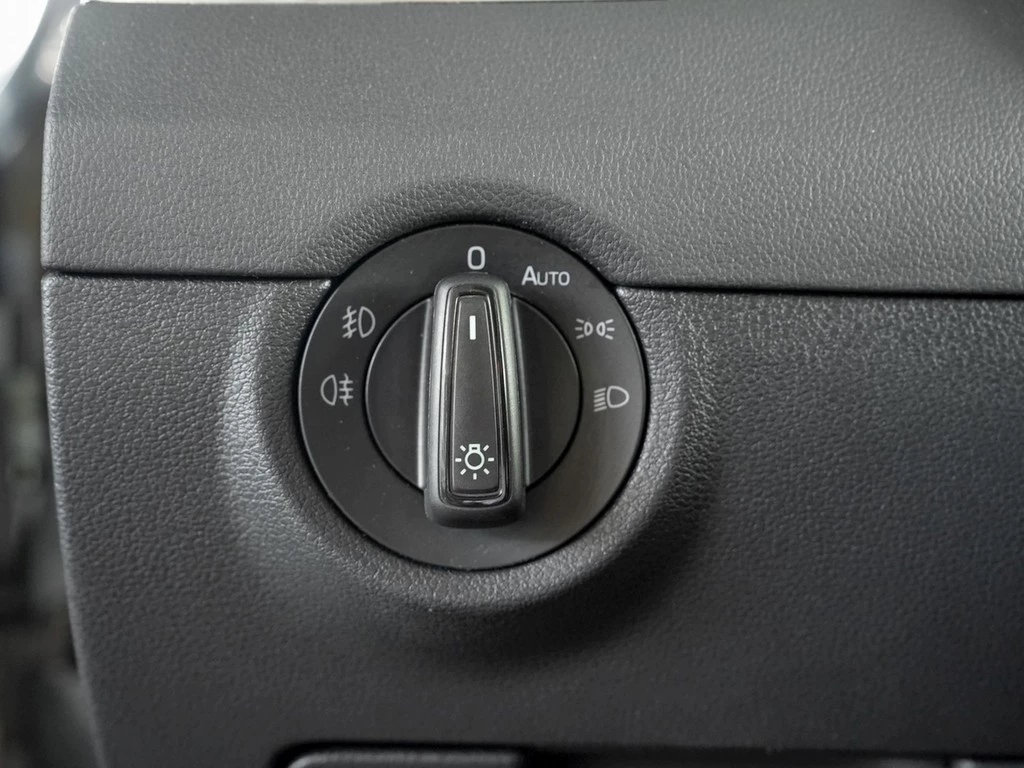 Škoda Octavia Combi 1.5 TSI Style Navi/RFK/LED