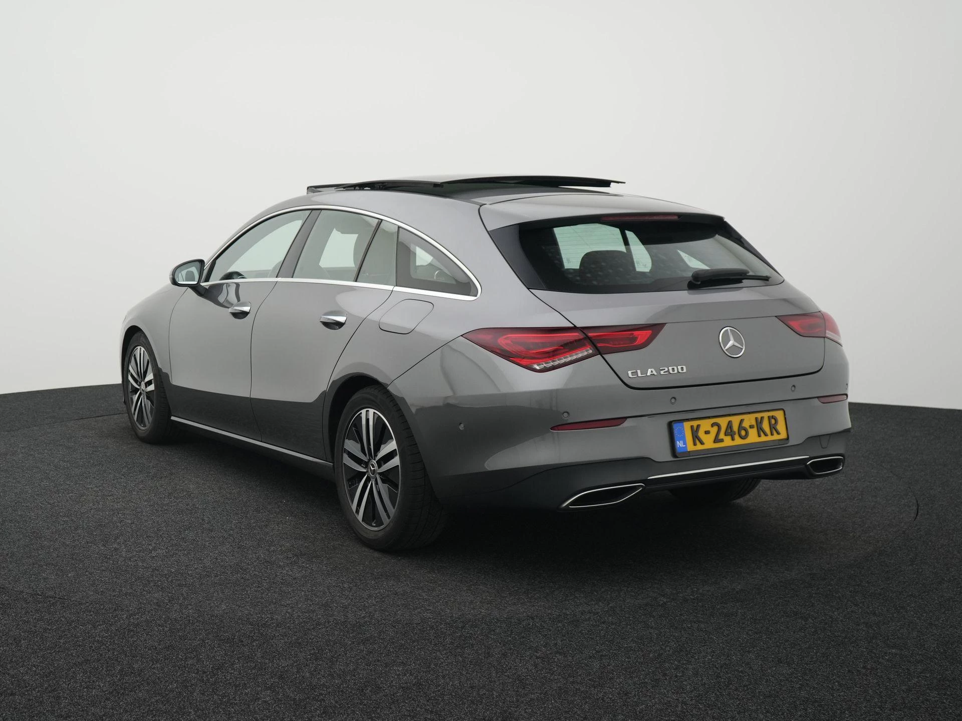 Mercedes-Benz CLA Shooting Brake 200 Business Solution Luxury