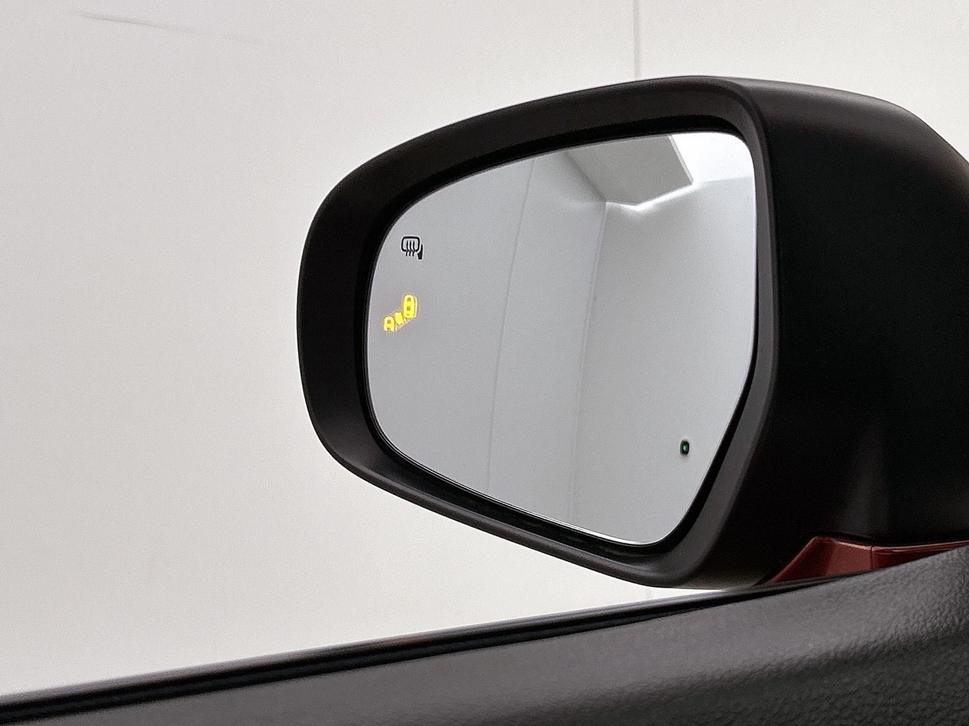 Suzuki-S-Cross-image-19
