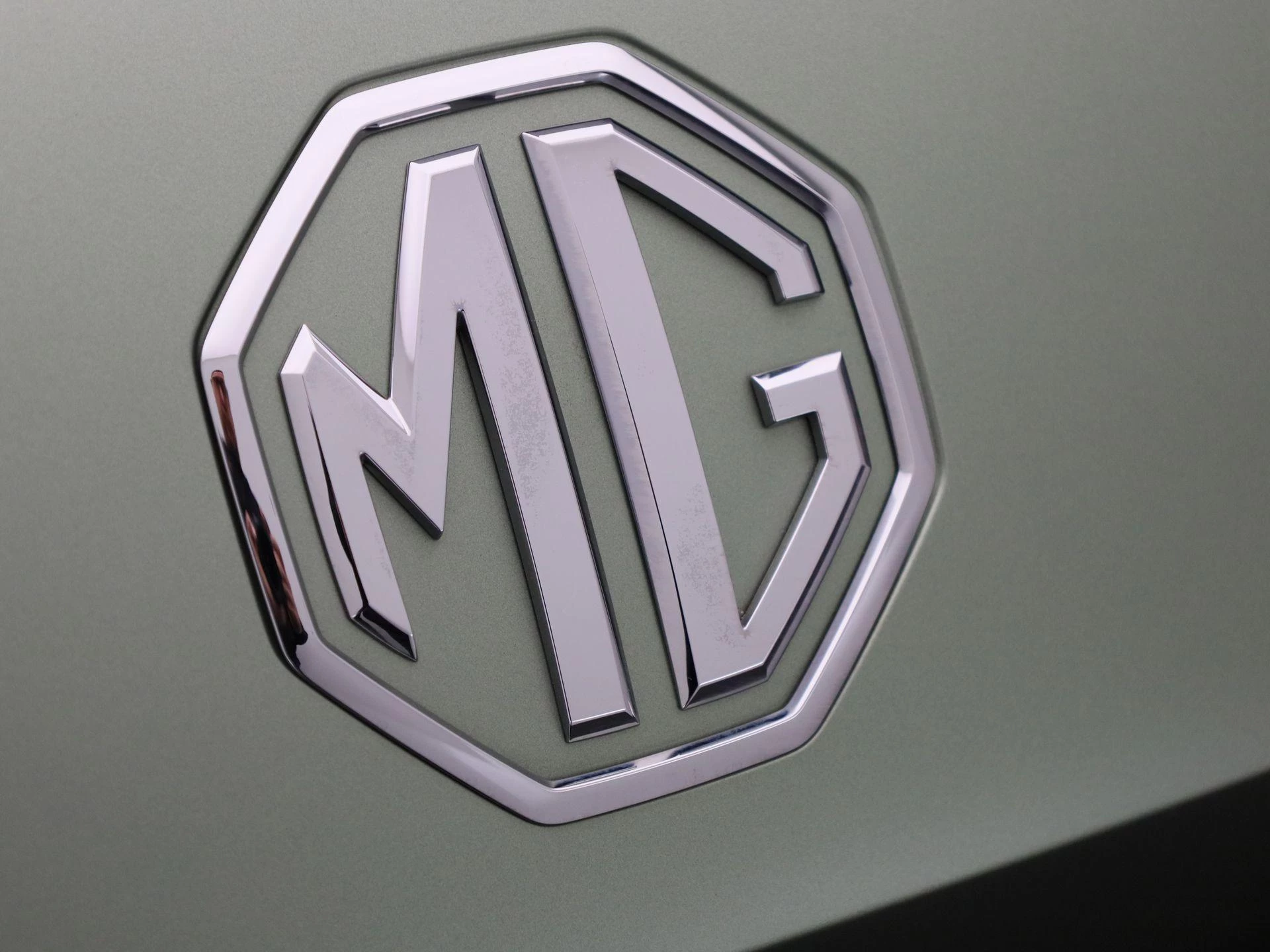MG MG4 64 kWh Xpower