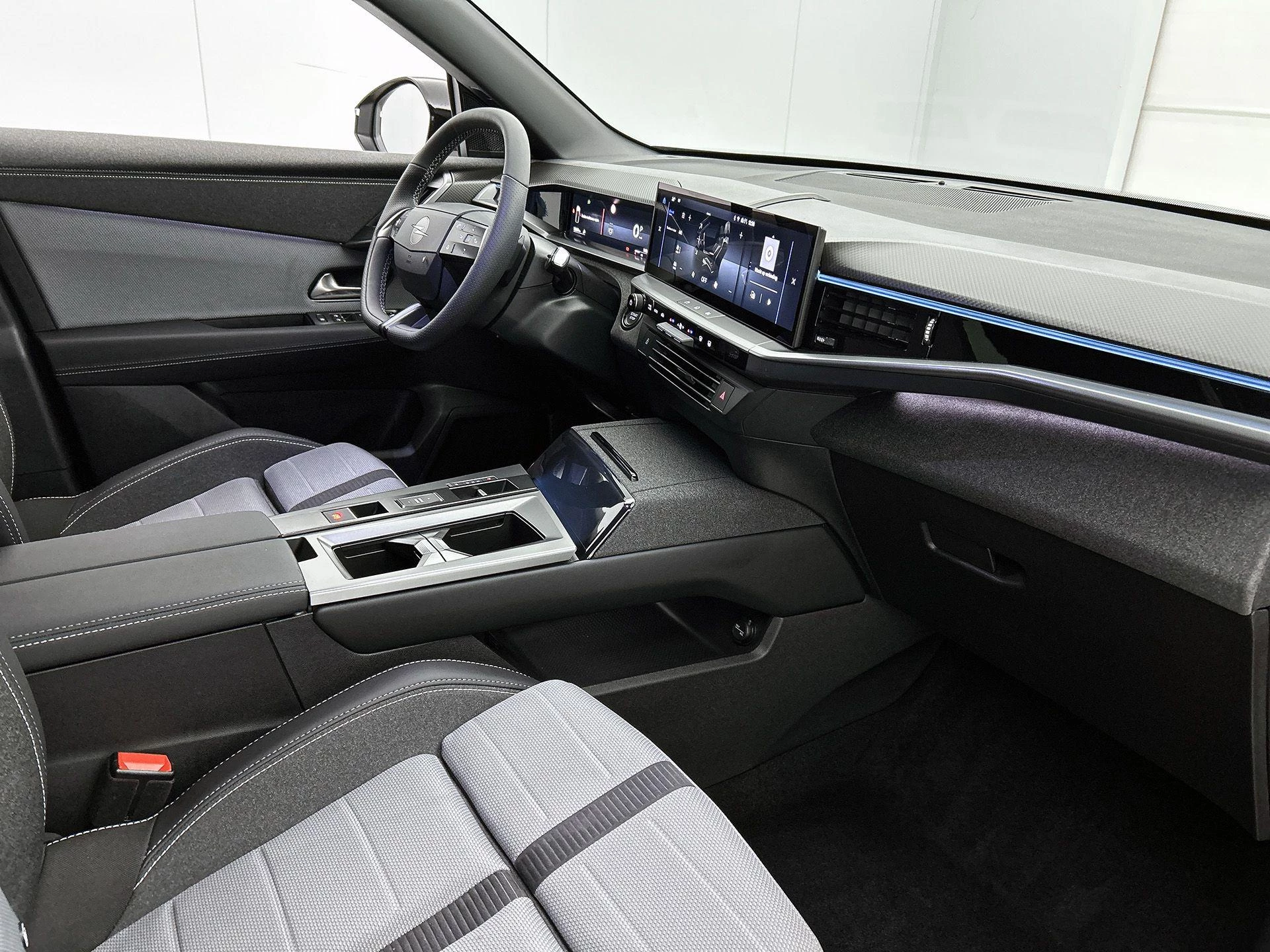 Opel Grandland 1.2 Turbo Hybrid GS