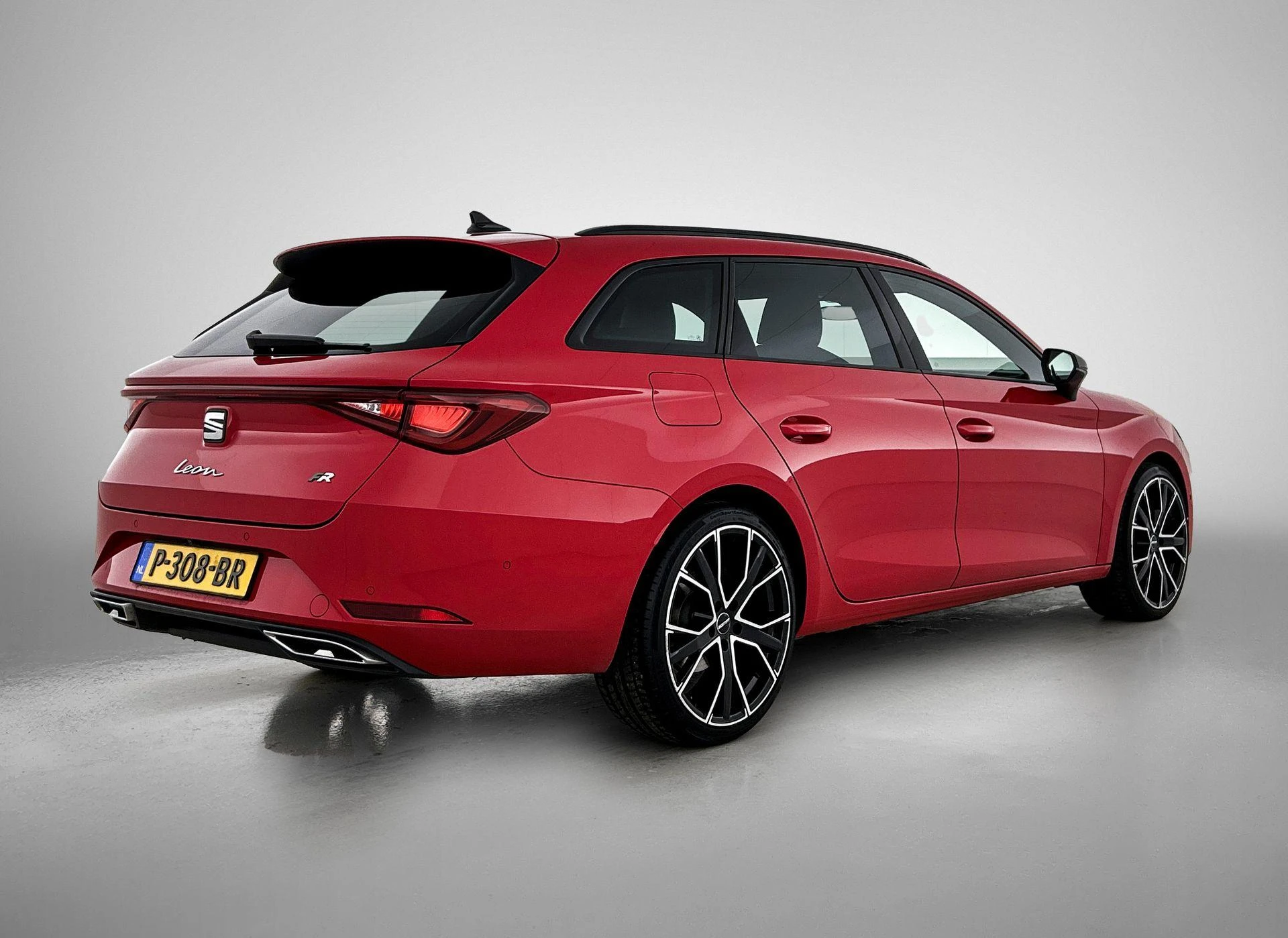 SEAT-Leon-image-3