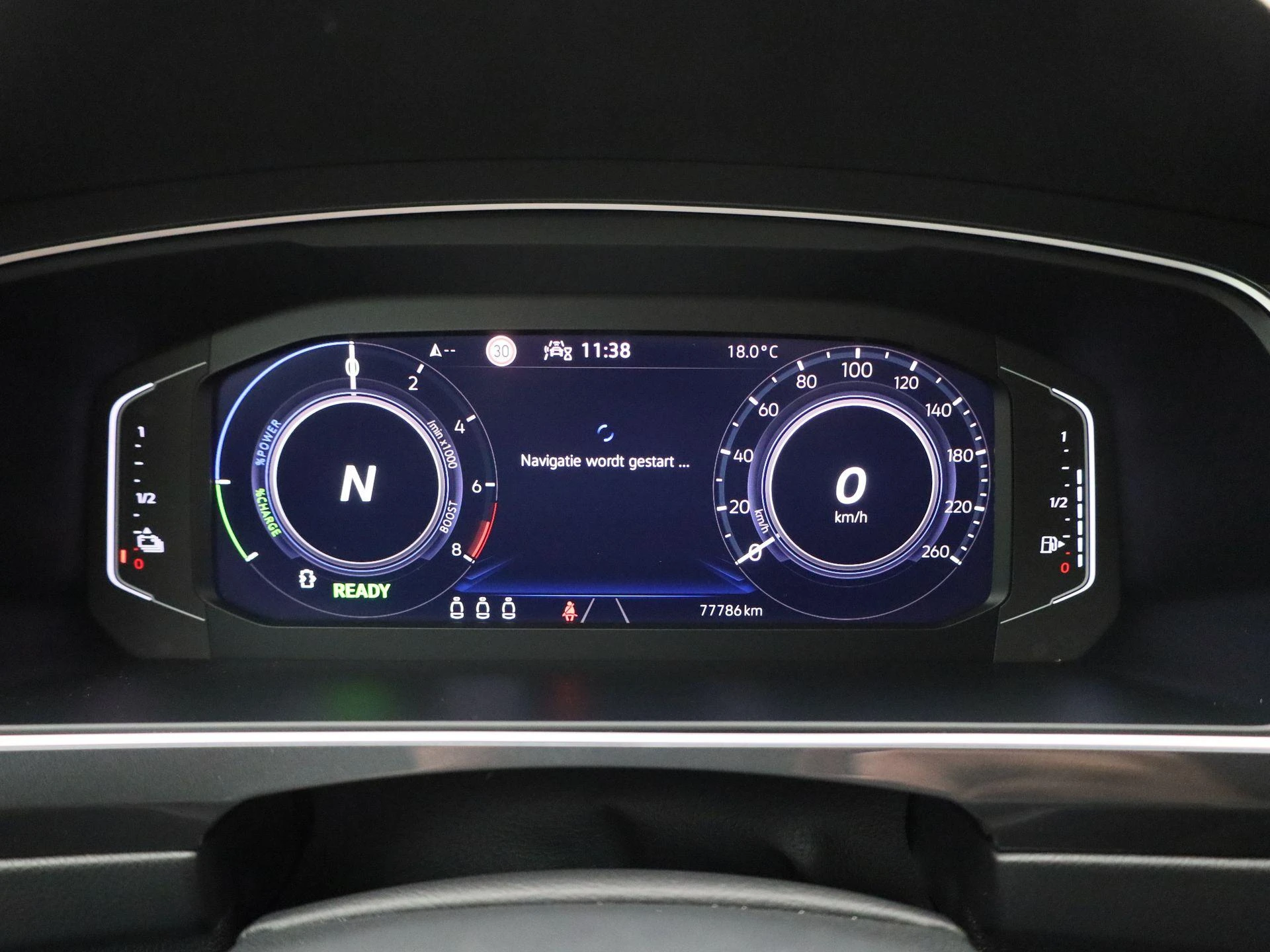 Volkswagen-Tiguan-image-22
