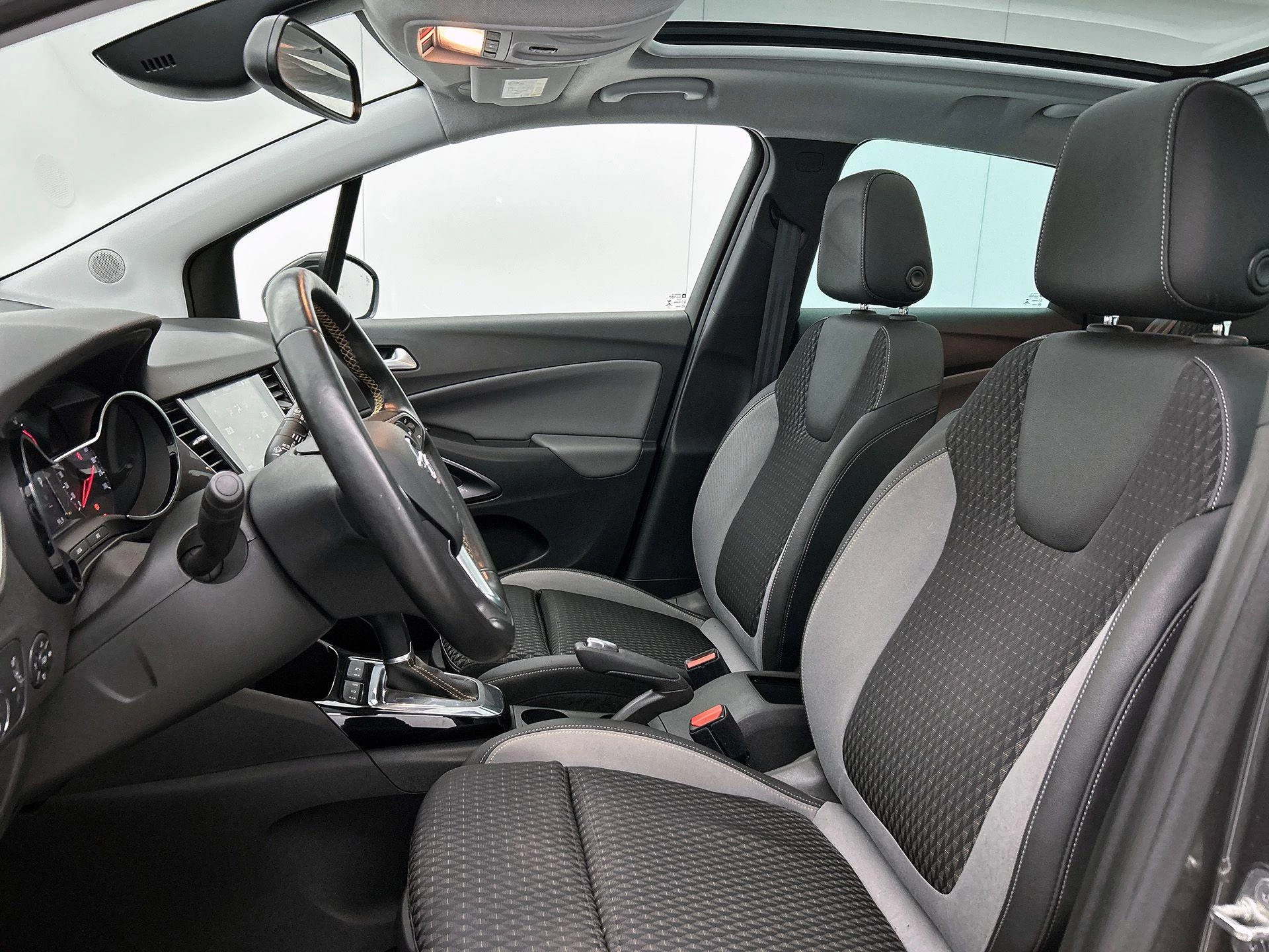 Opel-Crossland X-image-38