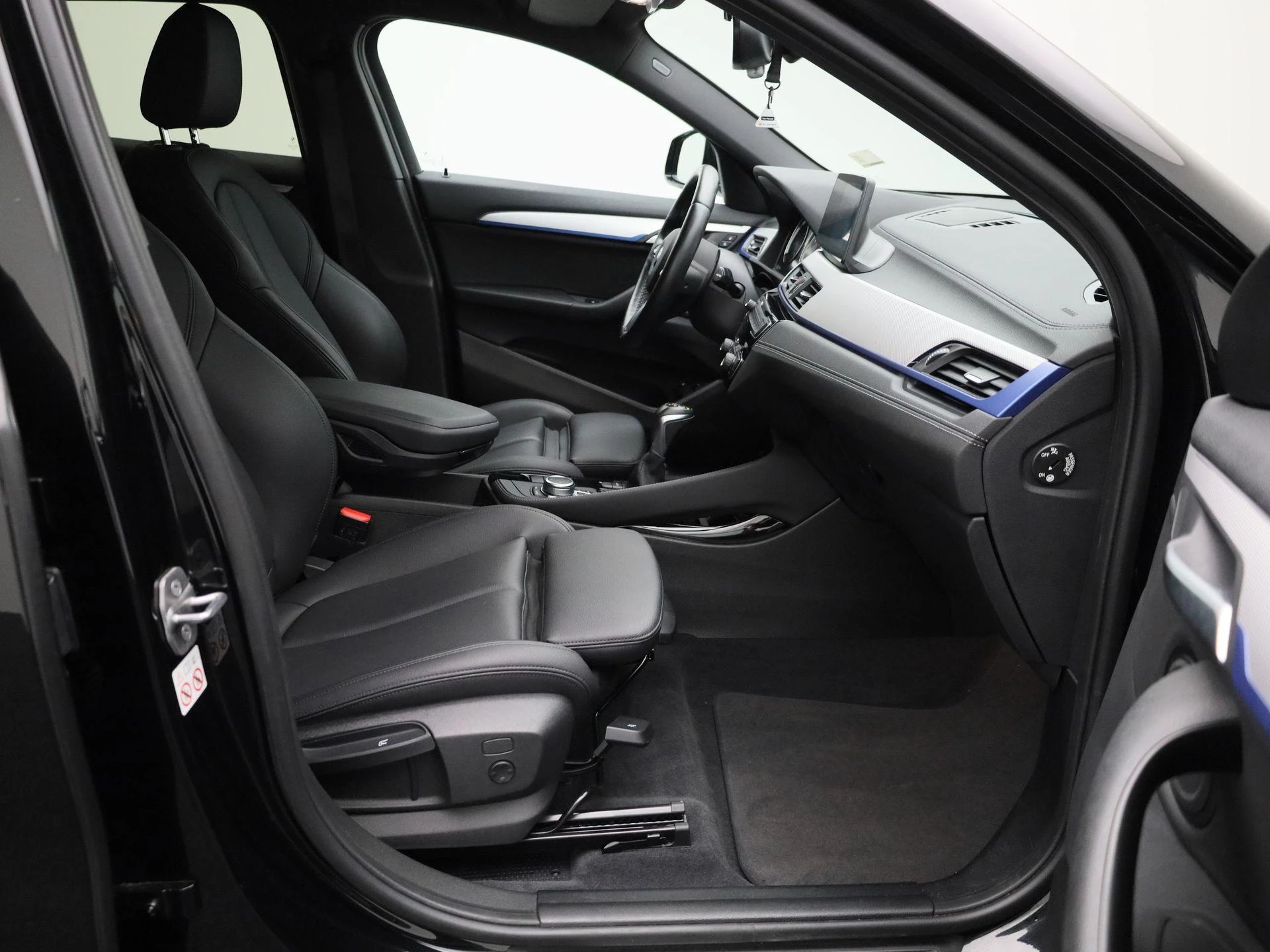 BMW X2 xDrive25e