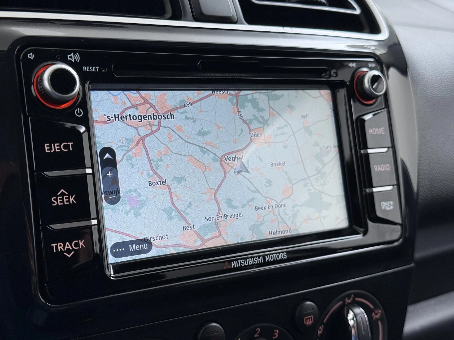 Mitsubishi-Space Star-image-27