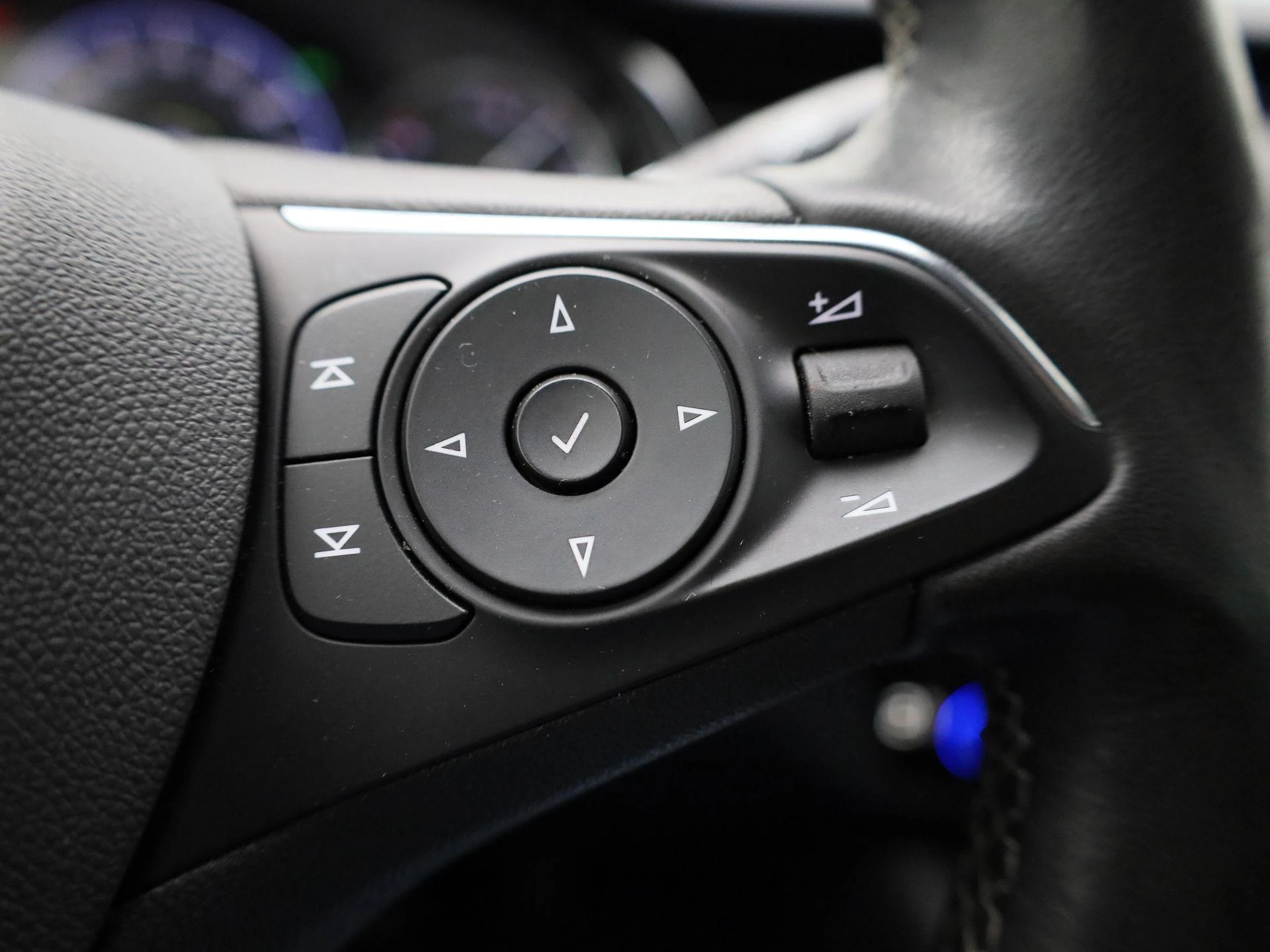 Opel-Insignia-image-15