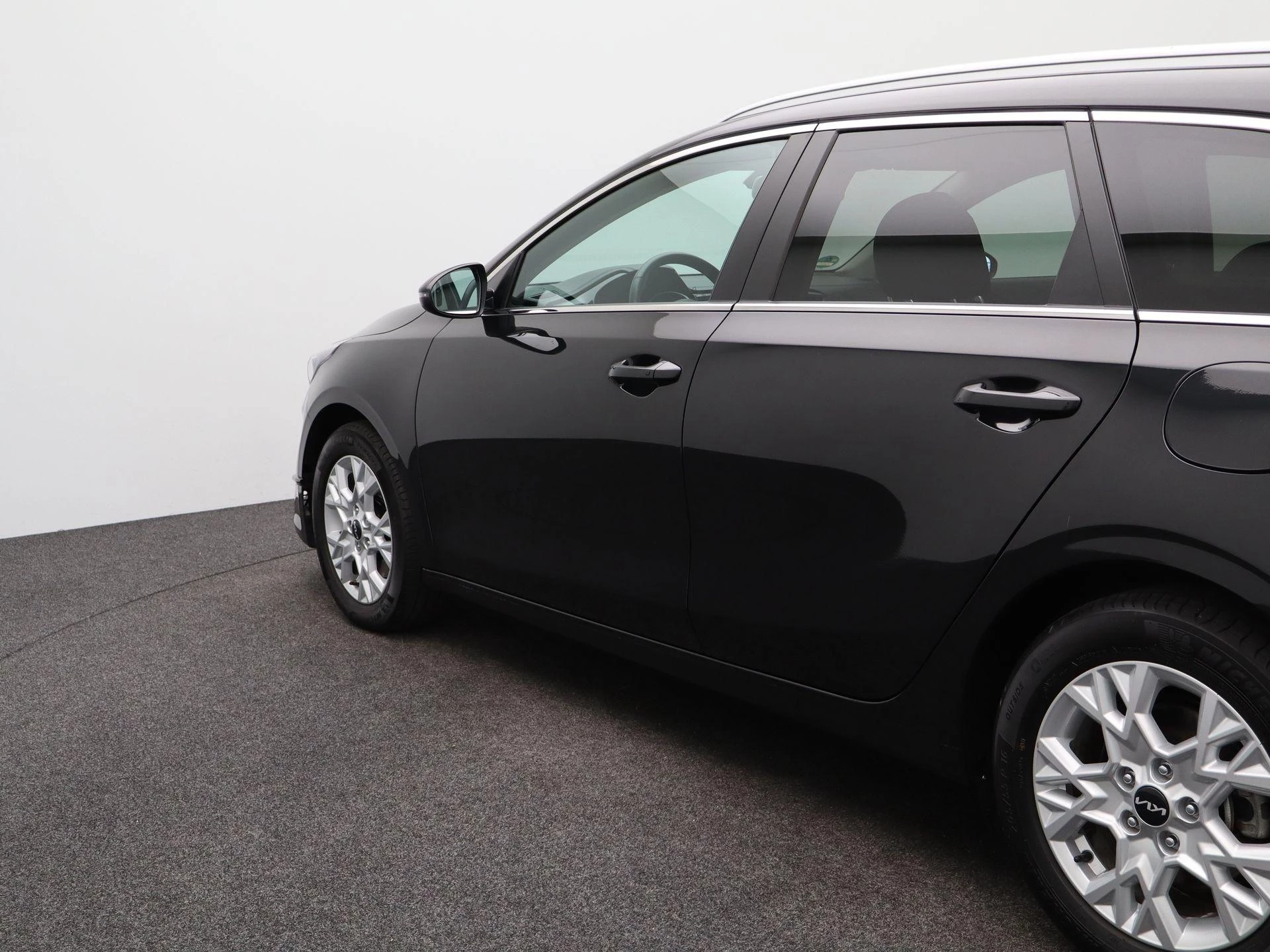 Kia-Ceed Sportswagon-image-37