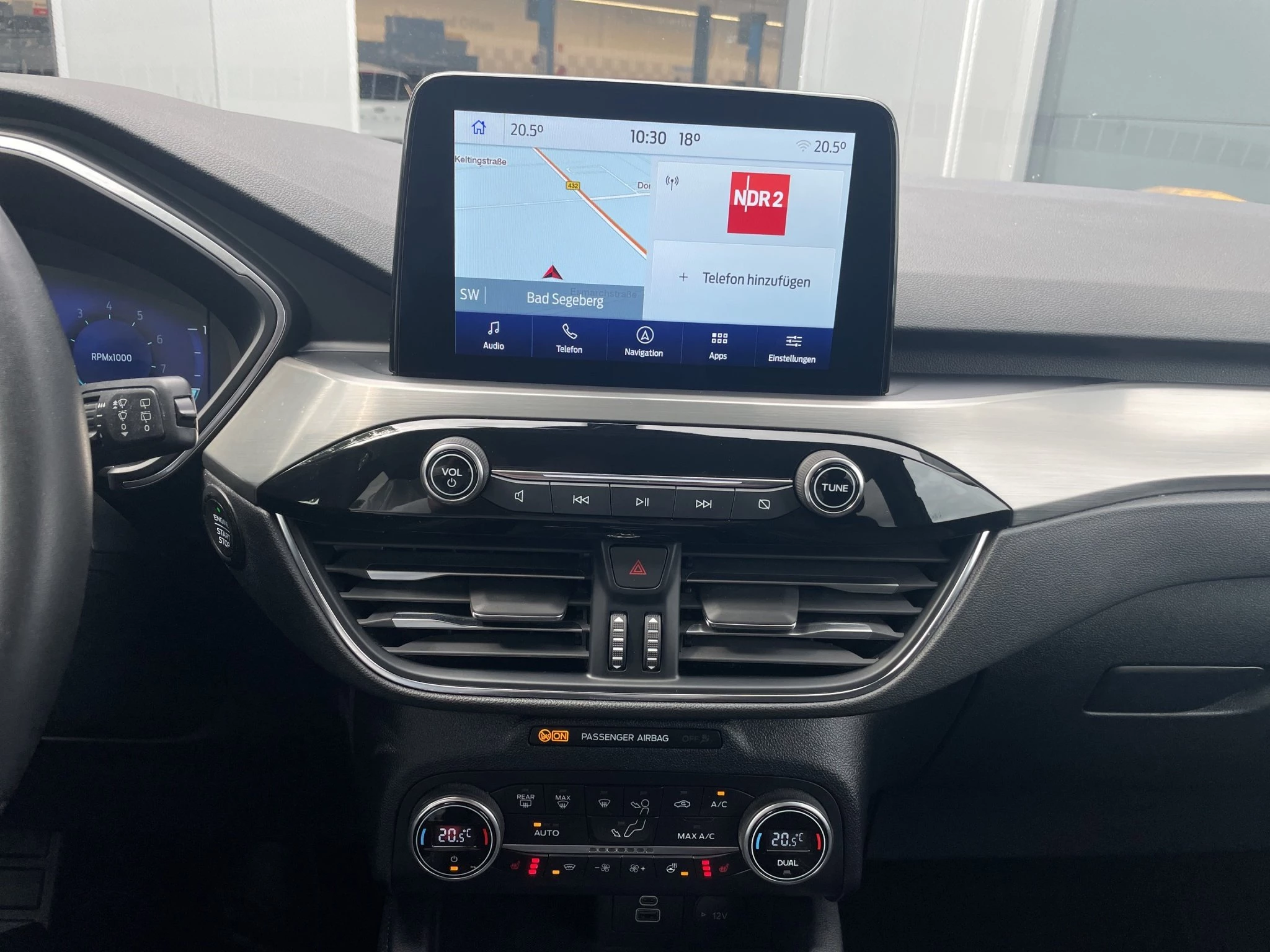 Ford Kuga Titanium NAVI | WINTER-PAKET | WINTERRÄDER