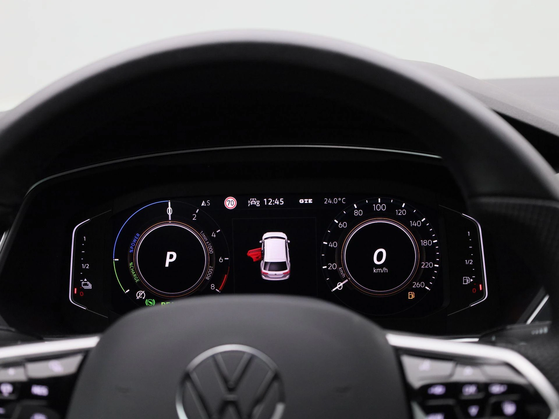 Volkswagen-Tiguan-image-7