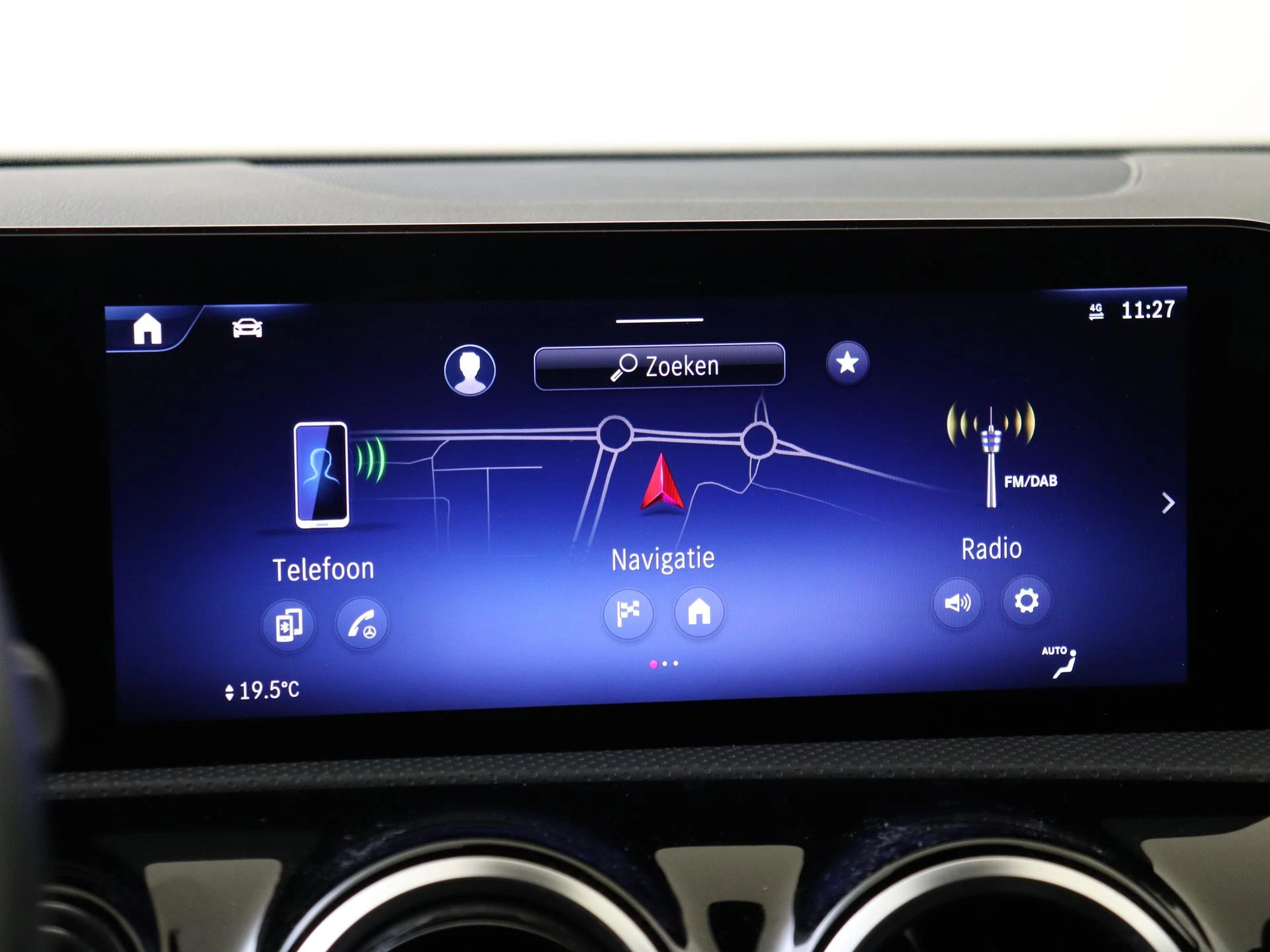 Mercedes-Benz-A-Klasse-image-16