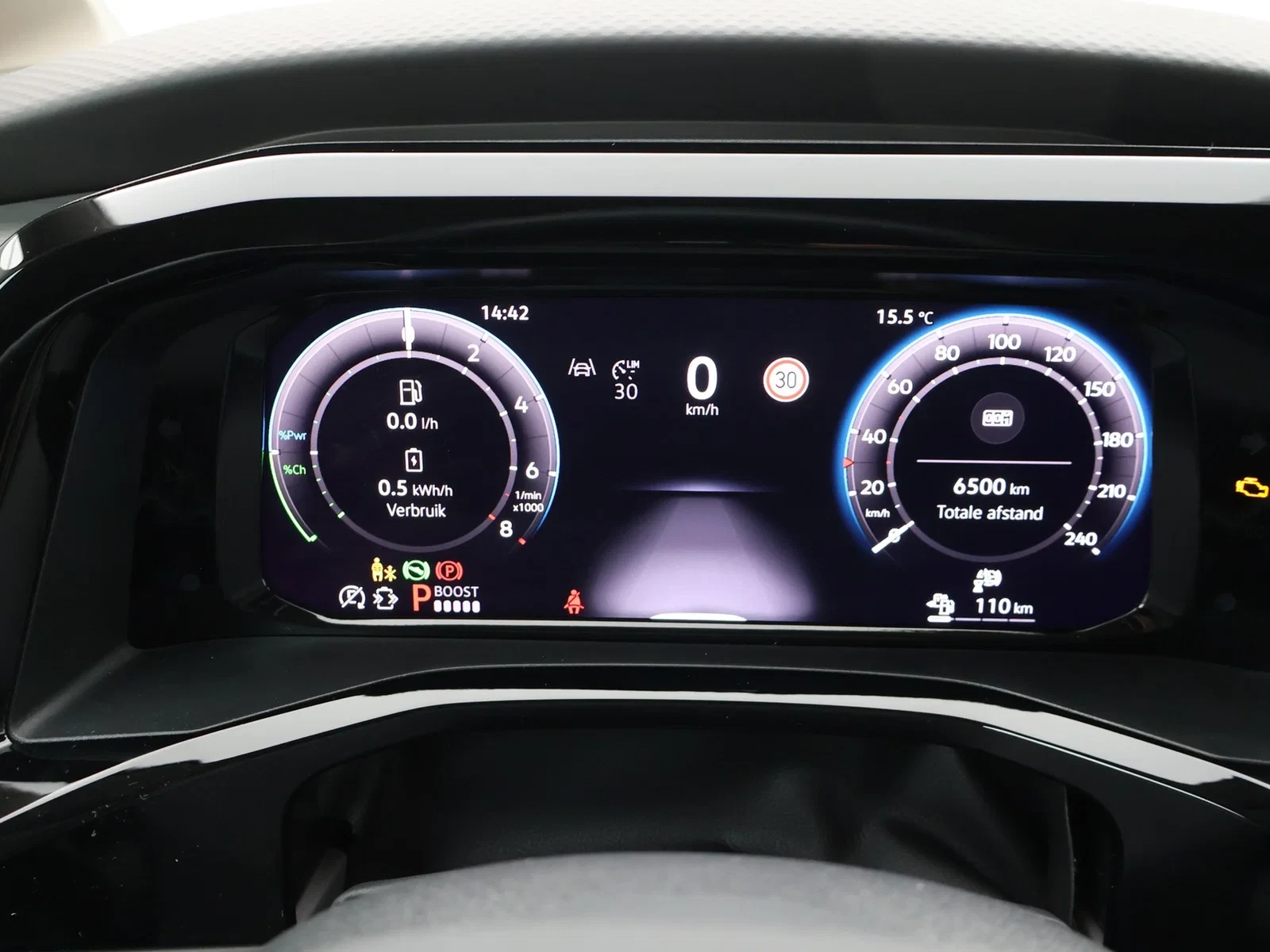 Volkswagen Multivan T7 eHybrid (PHEV) Multivan T7 PHEV Life Korte versie 1.5eHybrid 4X4 245PK *AUTOMAAT*7 ZITPLAATSEN*VIRTUAL COCKPIT*TREK