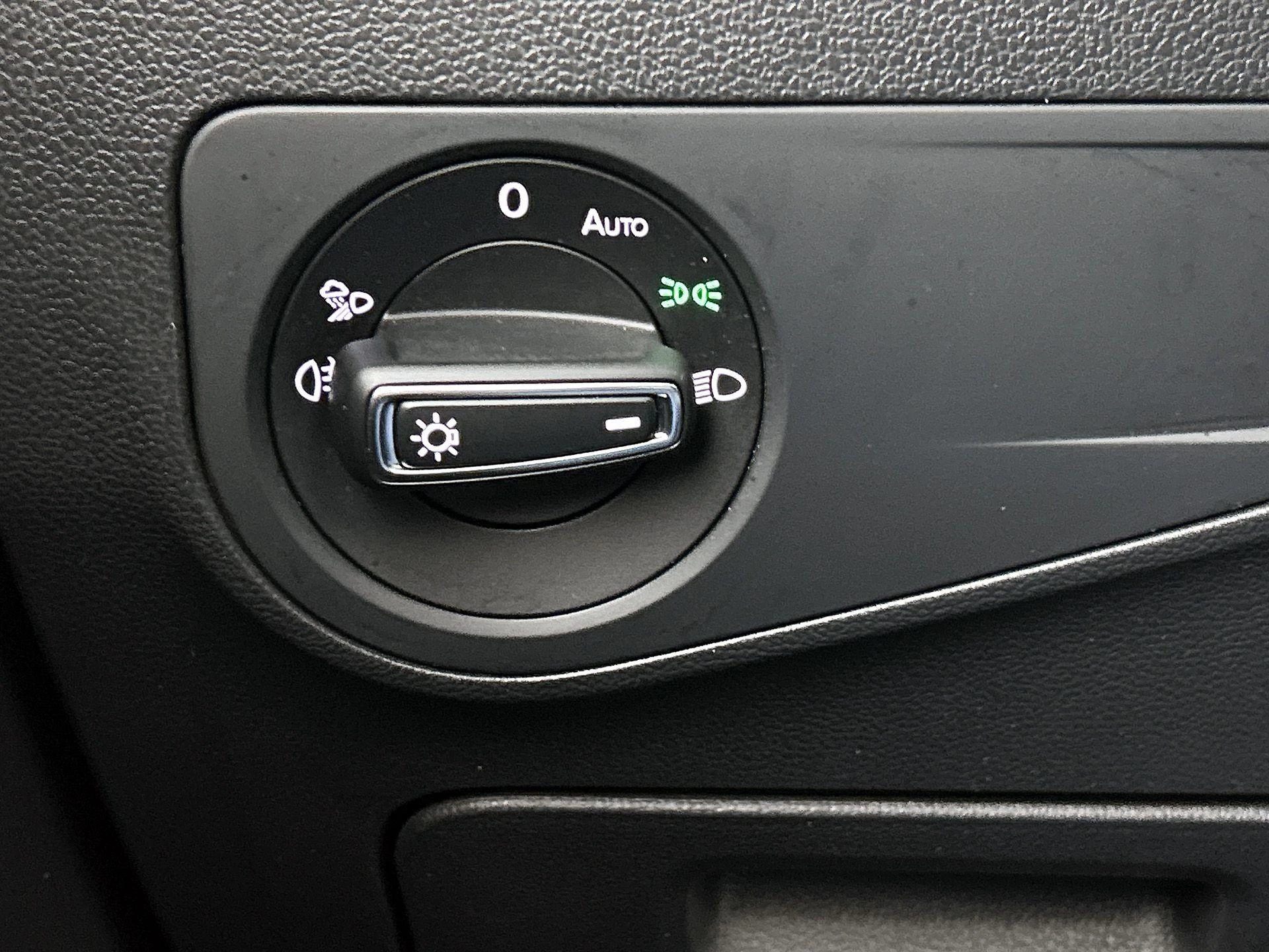 Volkswagen-Tiguan Allspace-image-27