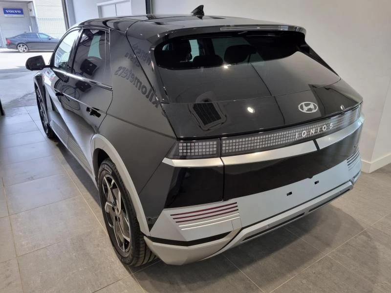 Hyundai-IONIQ 5-image-4