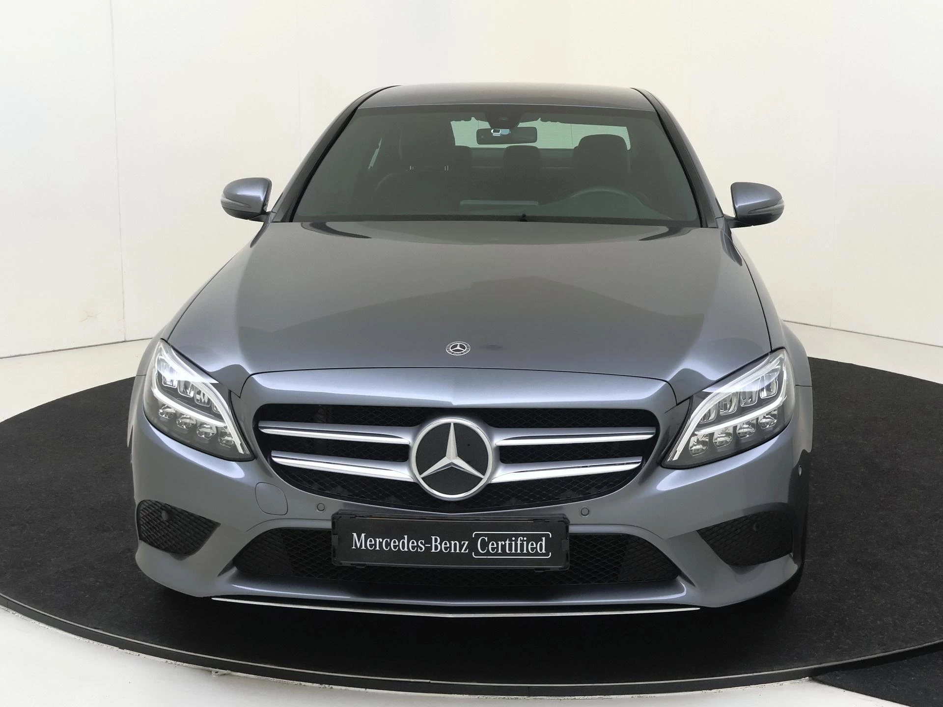 Mercedes-Benz-C-Klasse-image-7
