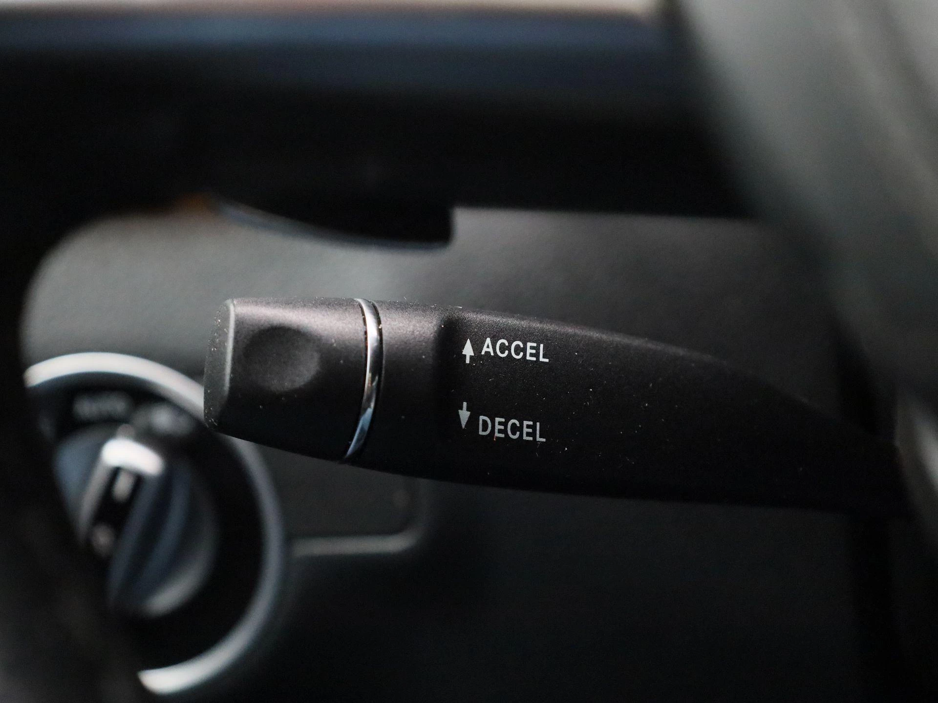 Mercedes-Benz-B-Klasse-image-23