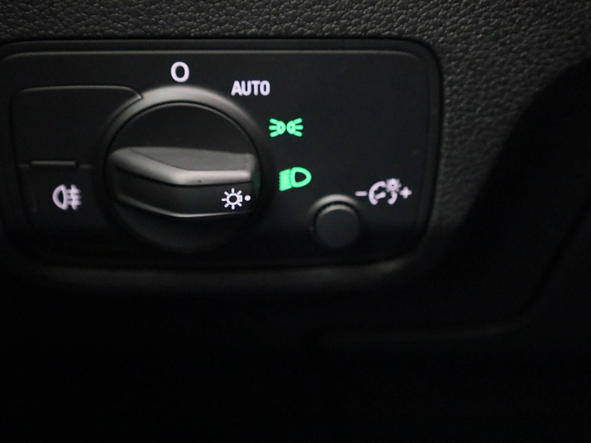 Audi-Q2-image-26