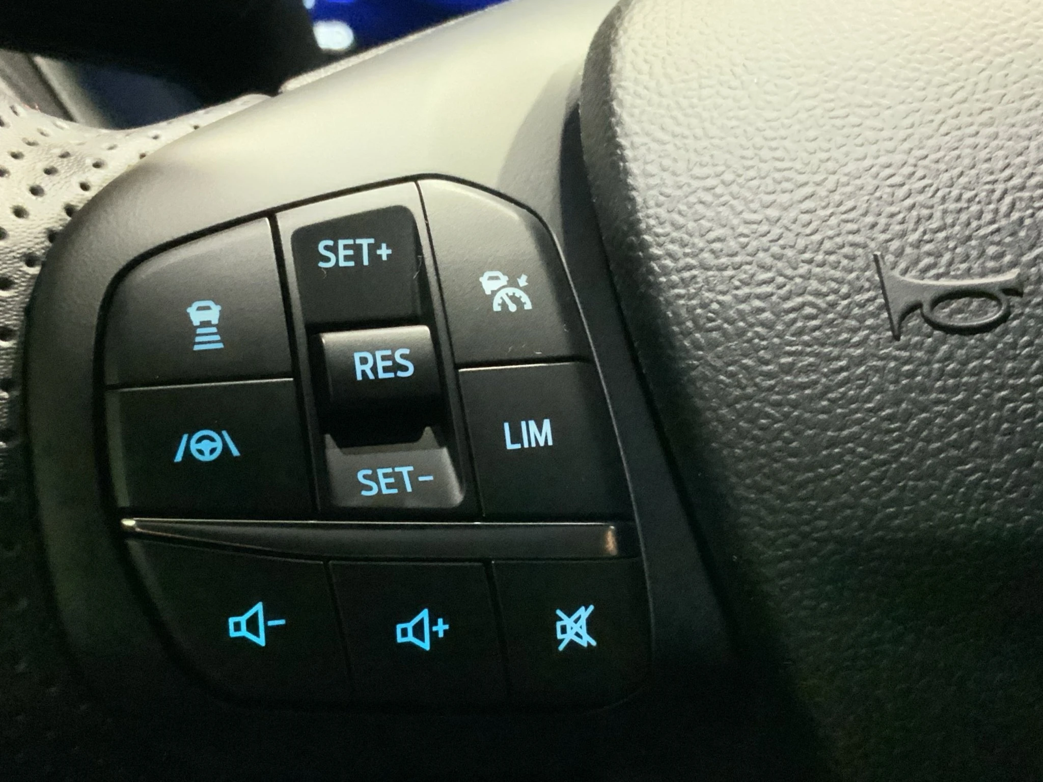 Ford-Puma-image-19