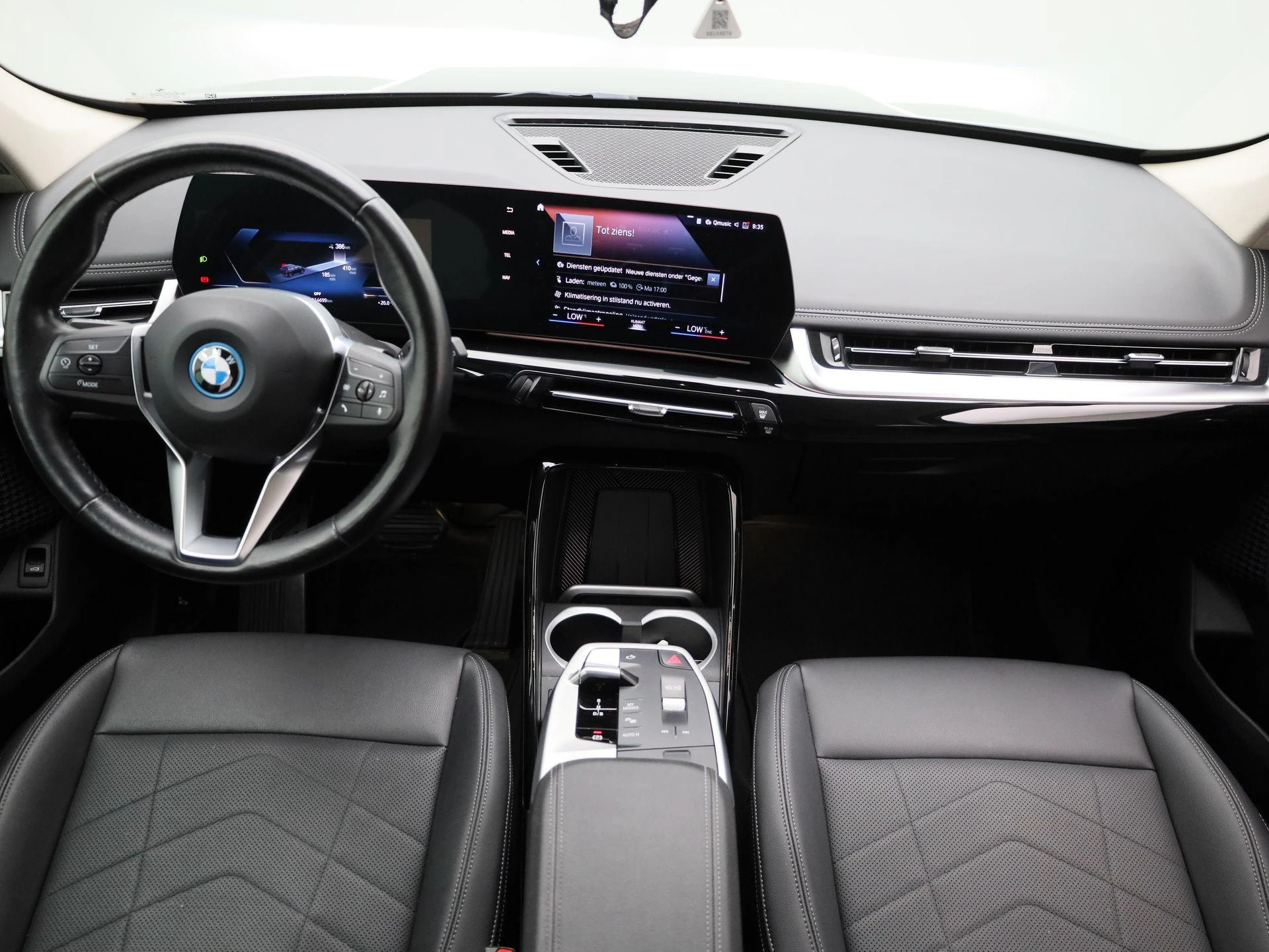 BMW-iX1-image-8