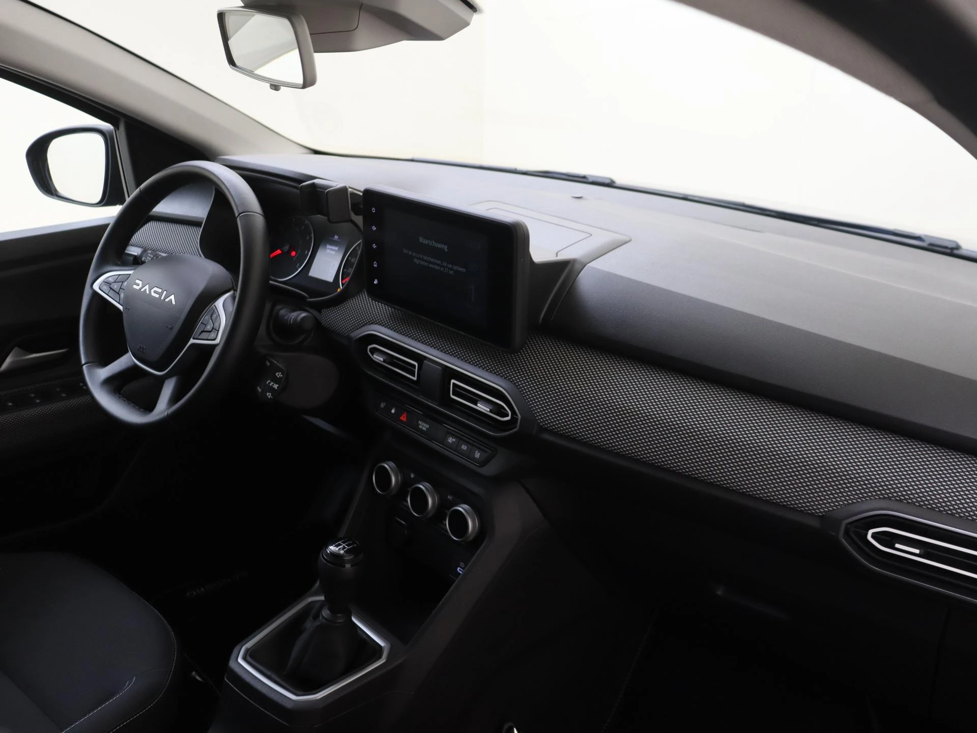 Dacia-Sandero-image-4