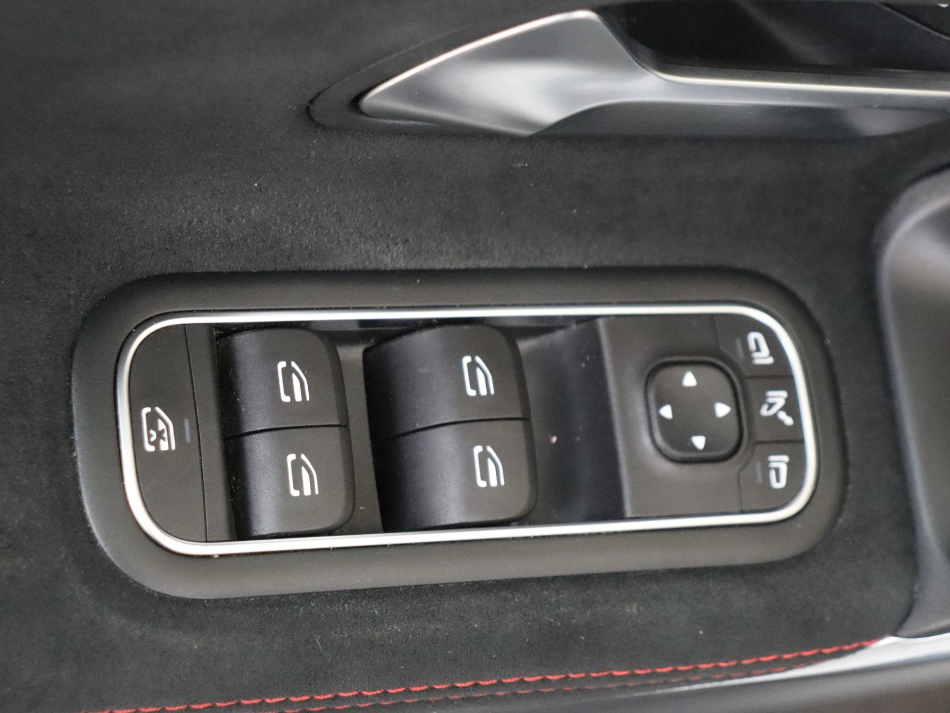 Mercedes-Benz-A-Klasse-image-28
