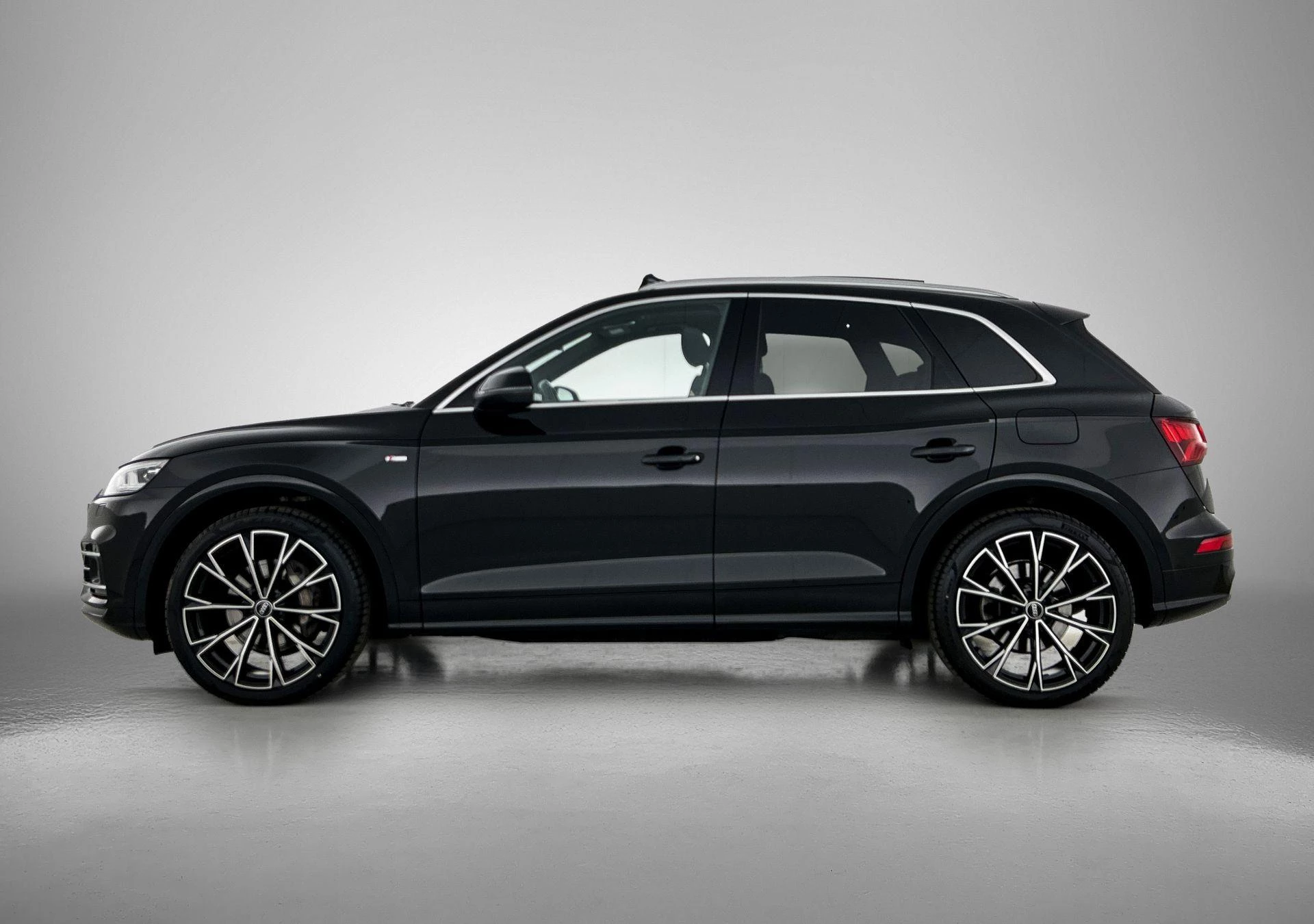 Audi-Q5-image-2