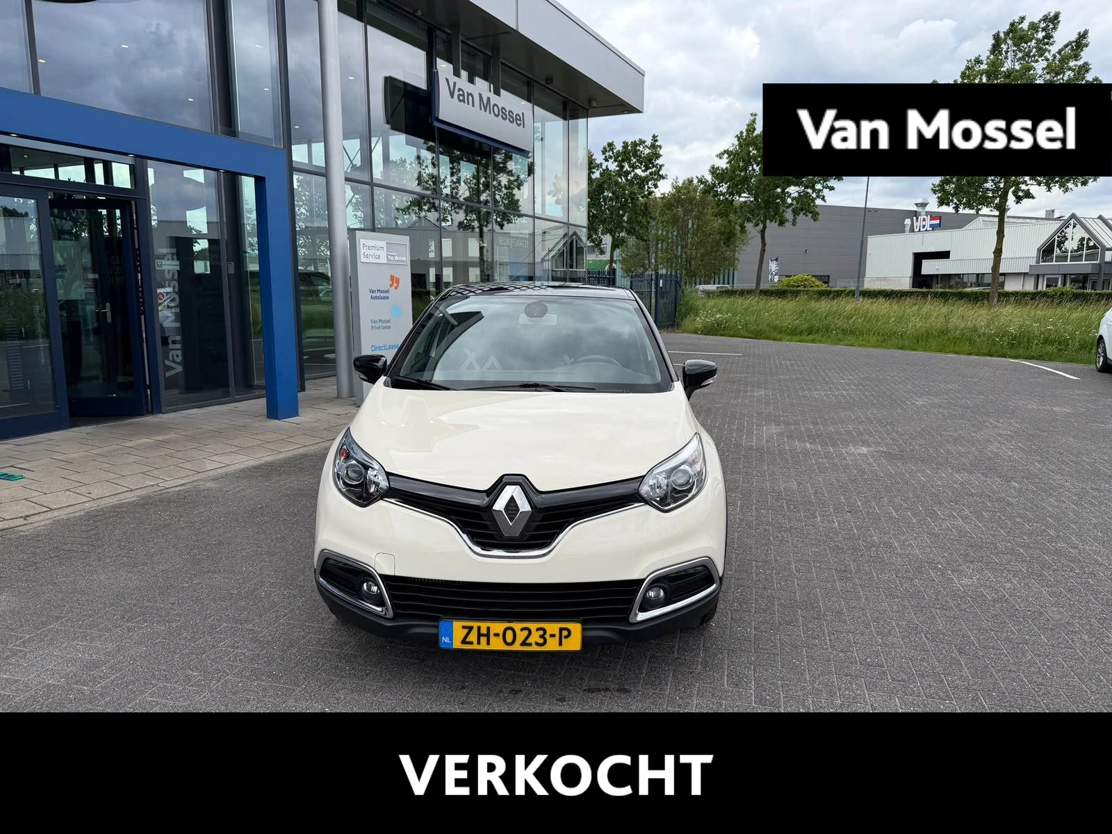 Renault-Captur-image-0